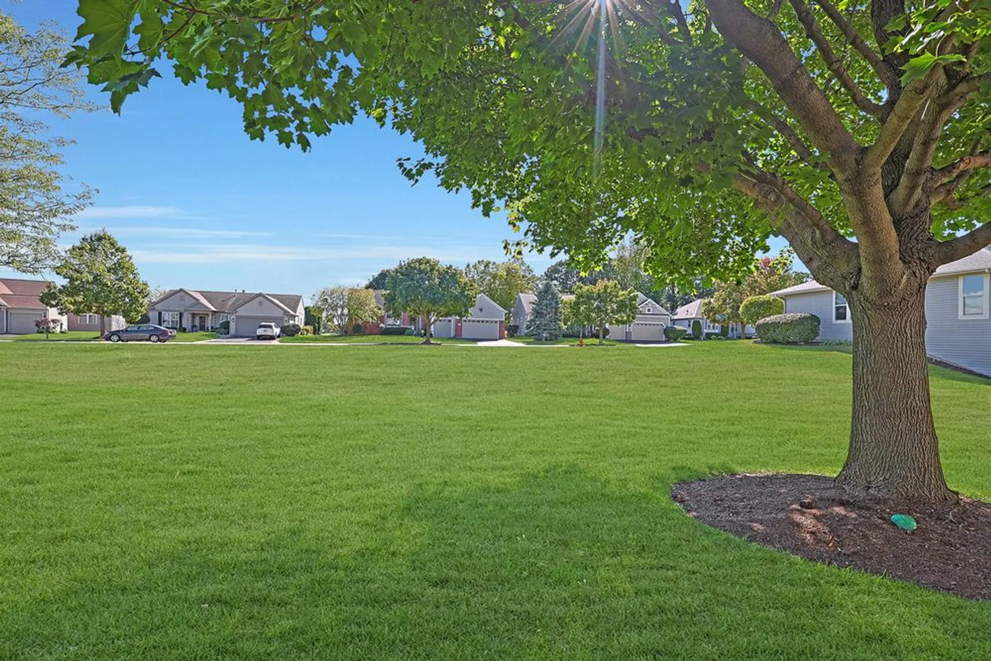 Property Slideshow image 7 of 9 | 12913 w willow creek ln, Huntley, IL, 60142