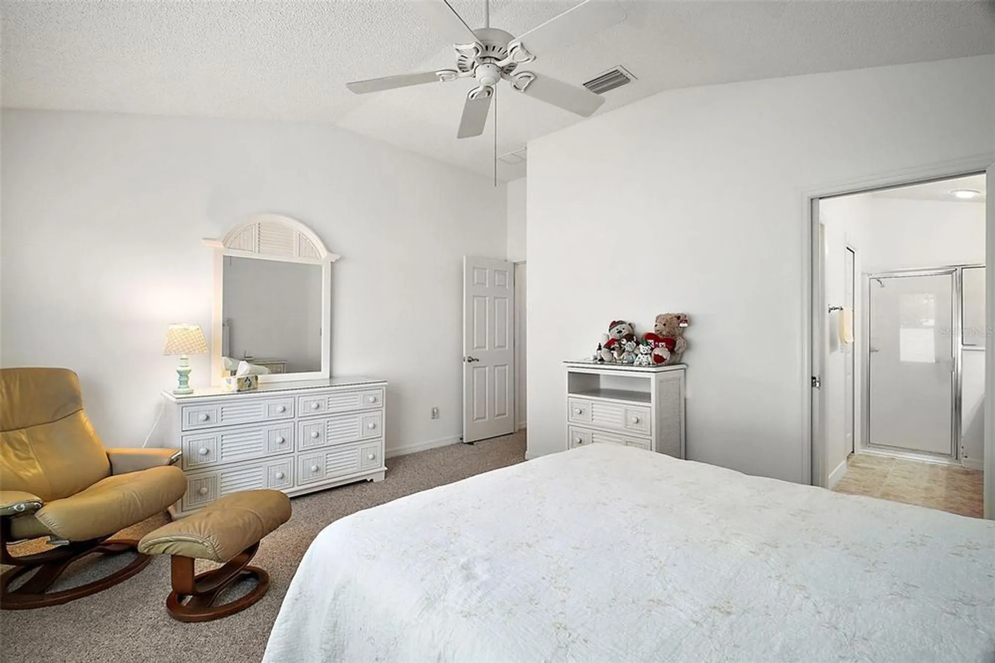 Property Slideshow image 23 of 30 | 2378 ridgeway ct, The Villages, FL, 32162