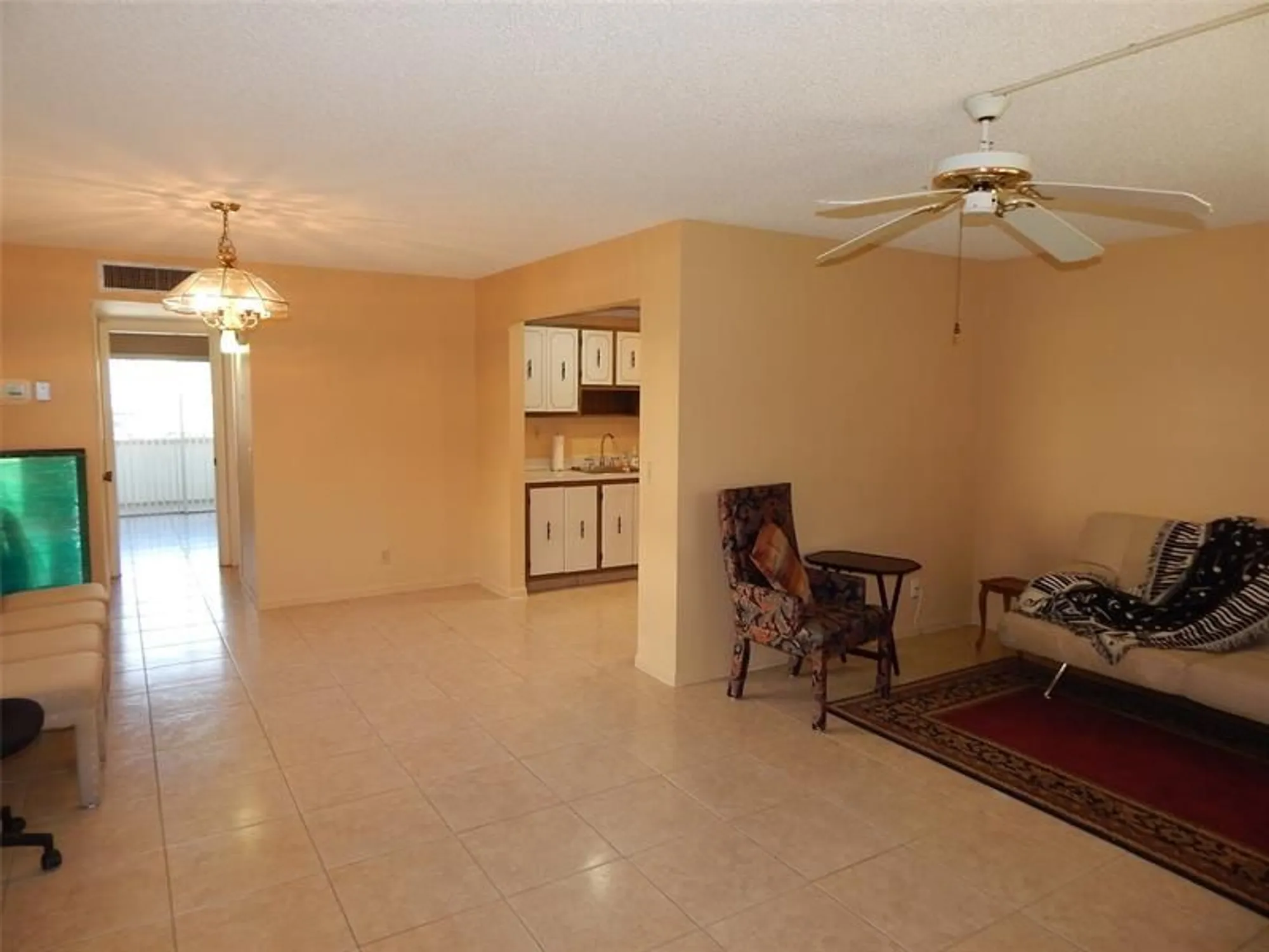 Property Slideshow image 5 of 50 | 393 capri i # 393, Delray Beach, FL, 33484