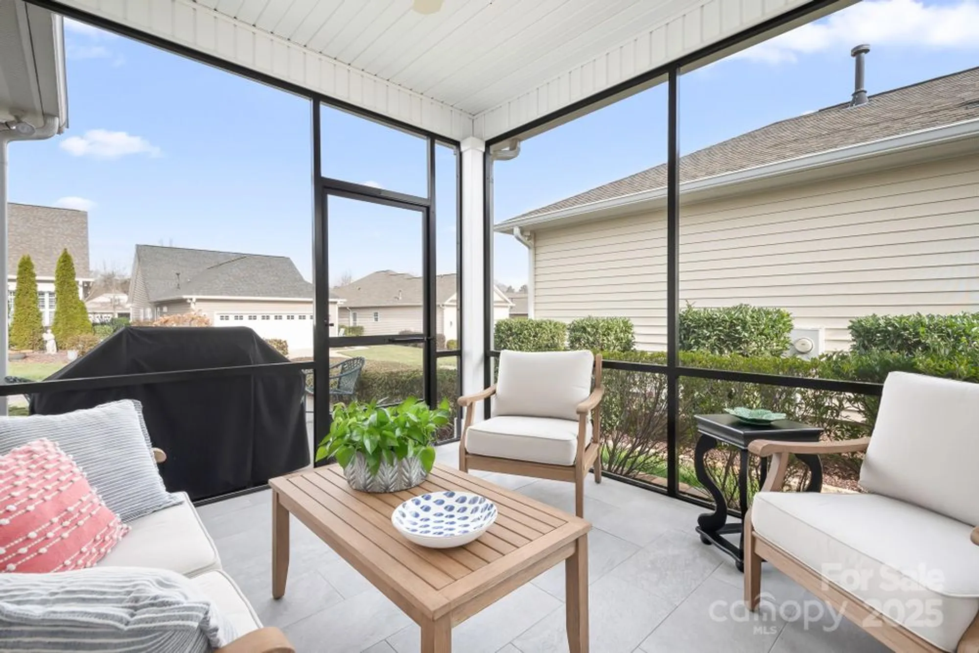 Property Slideshow image 21 of 42 | 11715 meetinghouse dr, Cornelius, NC, 28031