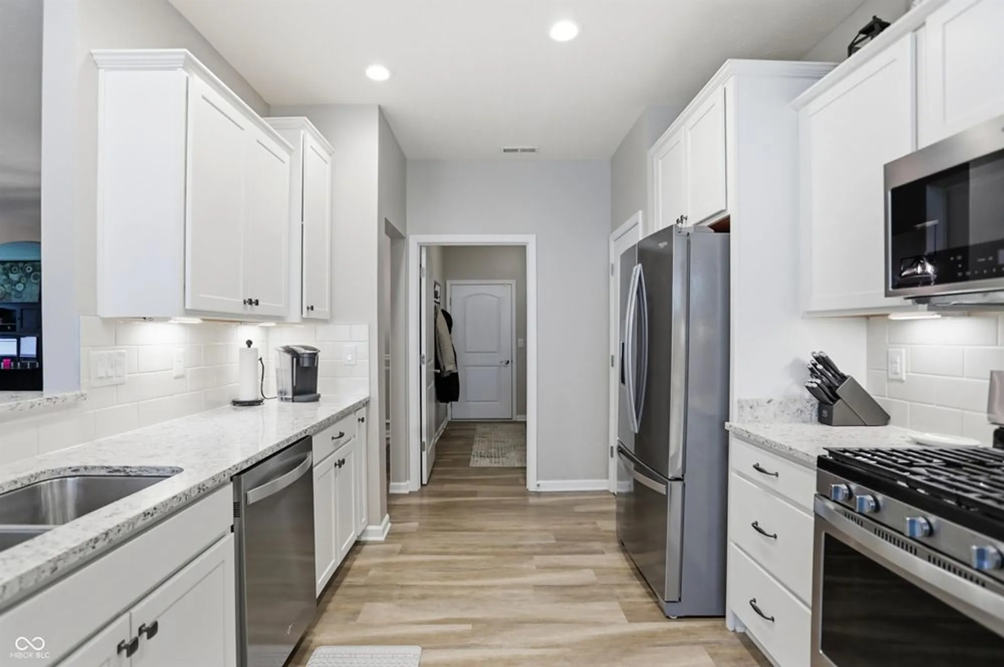 Property Slideshow image 16 of 49 | 2701 byerly pl, Greenwood, IN, 46143