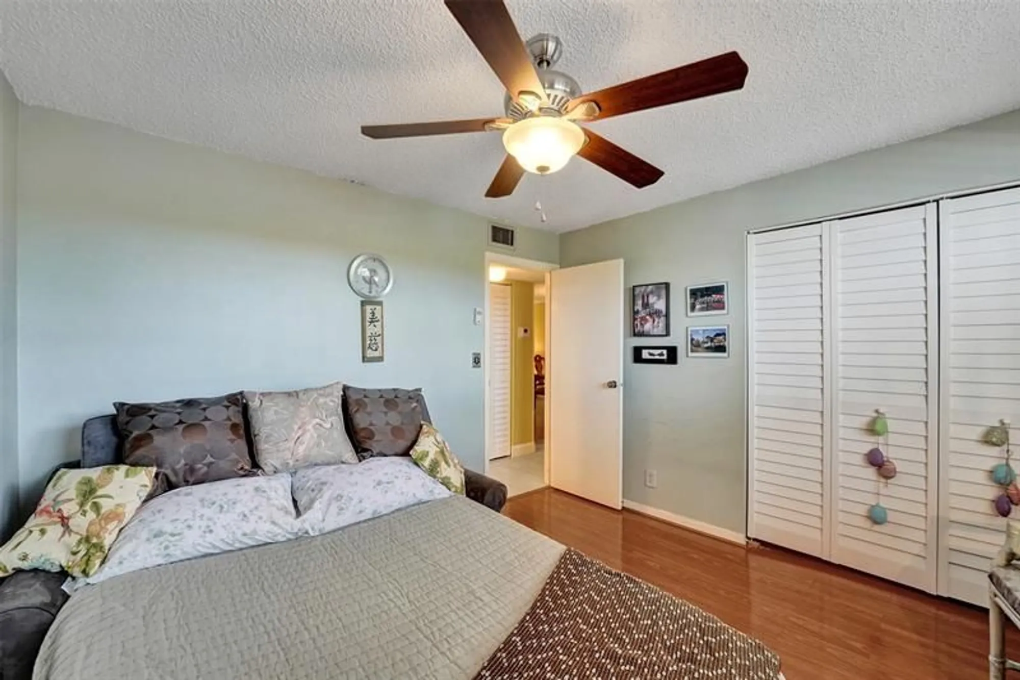 Property Slideshow image 11 of 34 | 5860 nw 44th st 509, Lauderhill, FL, 33319