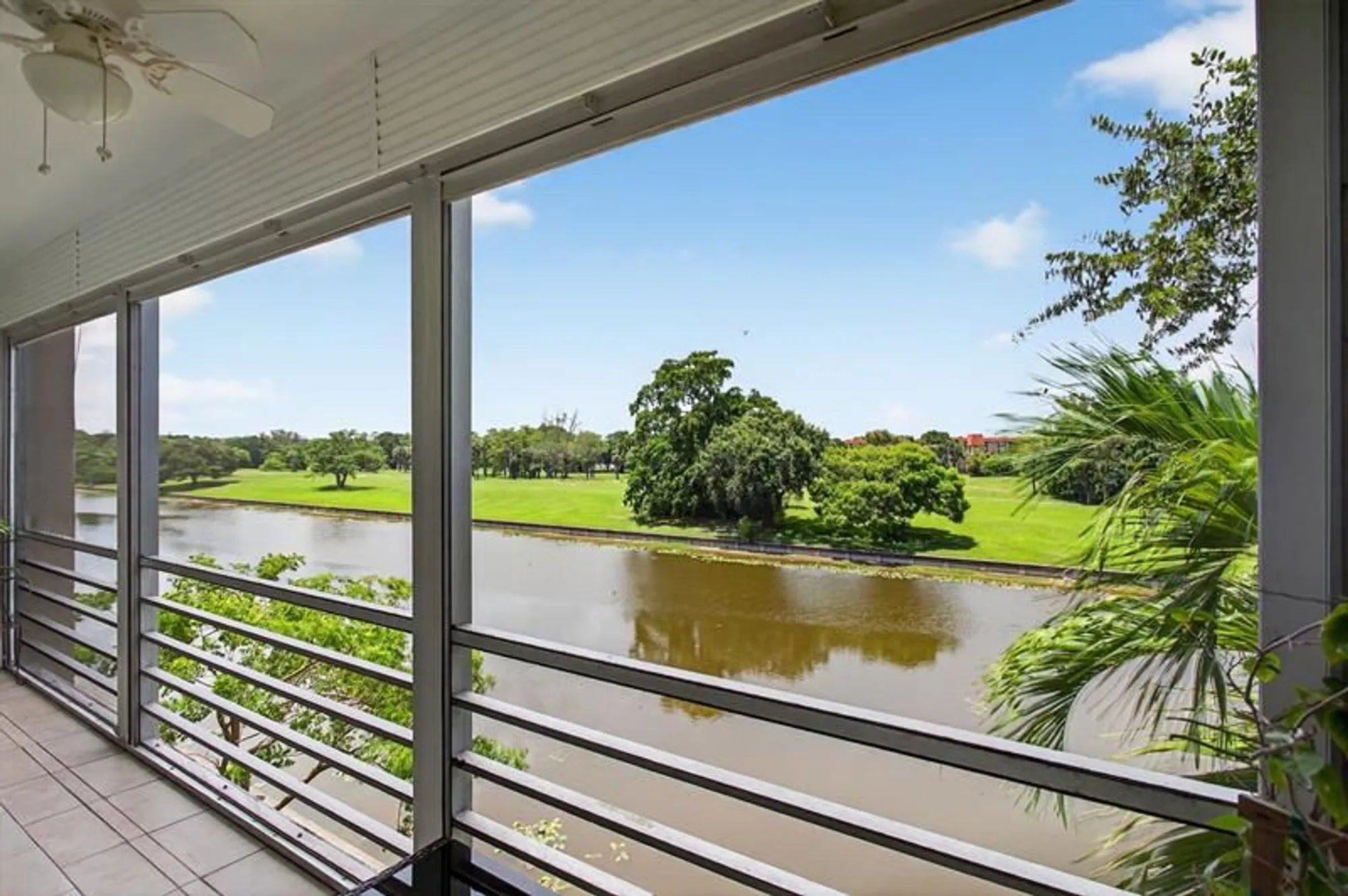 Property Slideshow image 18 of 42 | 3551 inverrary dr apt 312, Lauderhill, FL, 33319