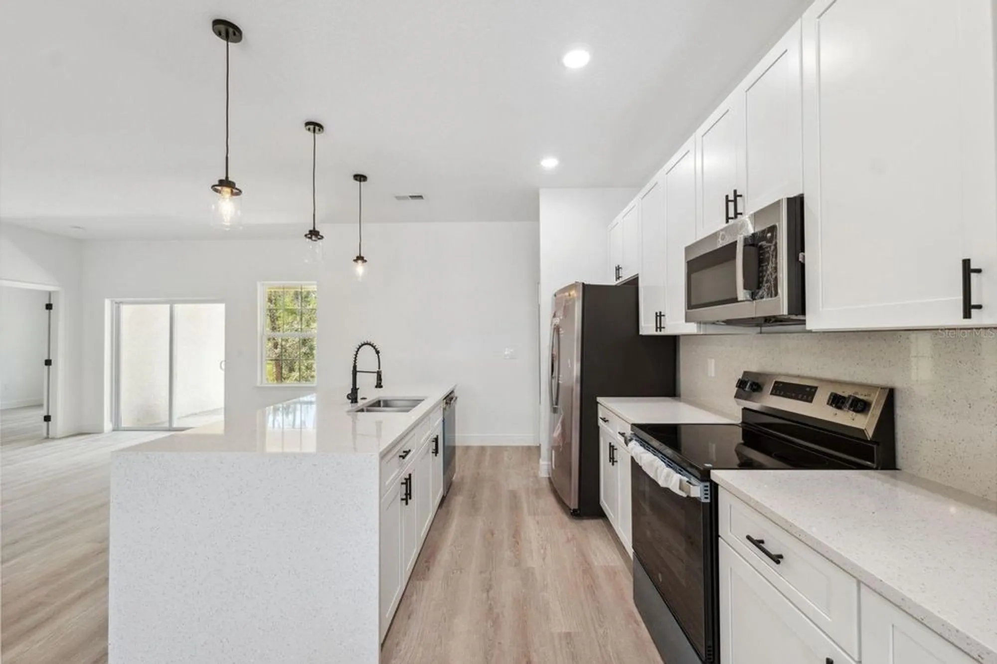 Property Slideshow image 11 of 29 | 14930 sw 66th avenue rd, Ocala, FL, 34473