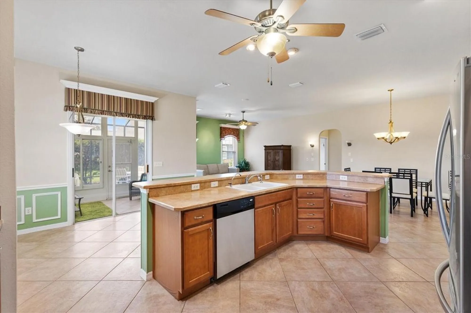 Property Slideshow image 14 of 58 | 17485 se 121st cir, Summerfield, FL, 34491