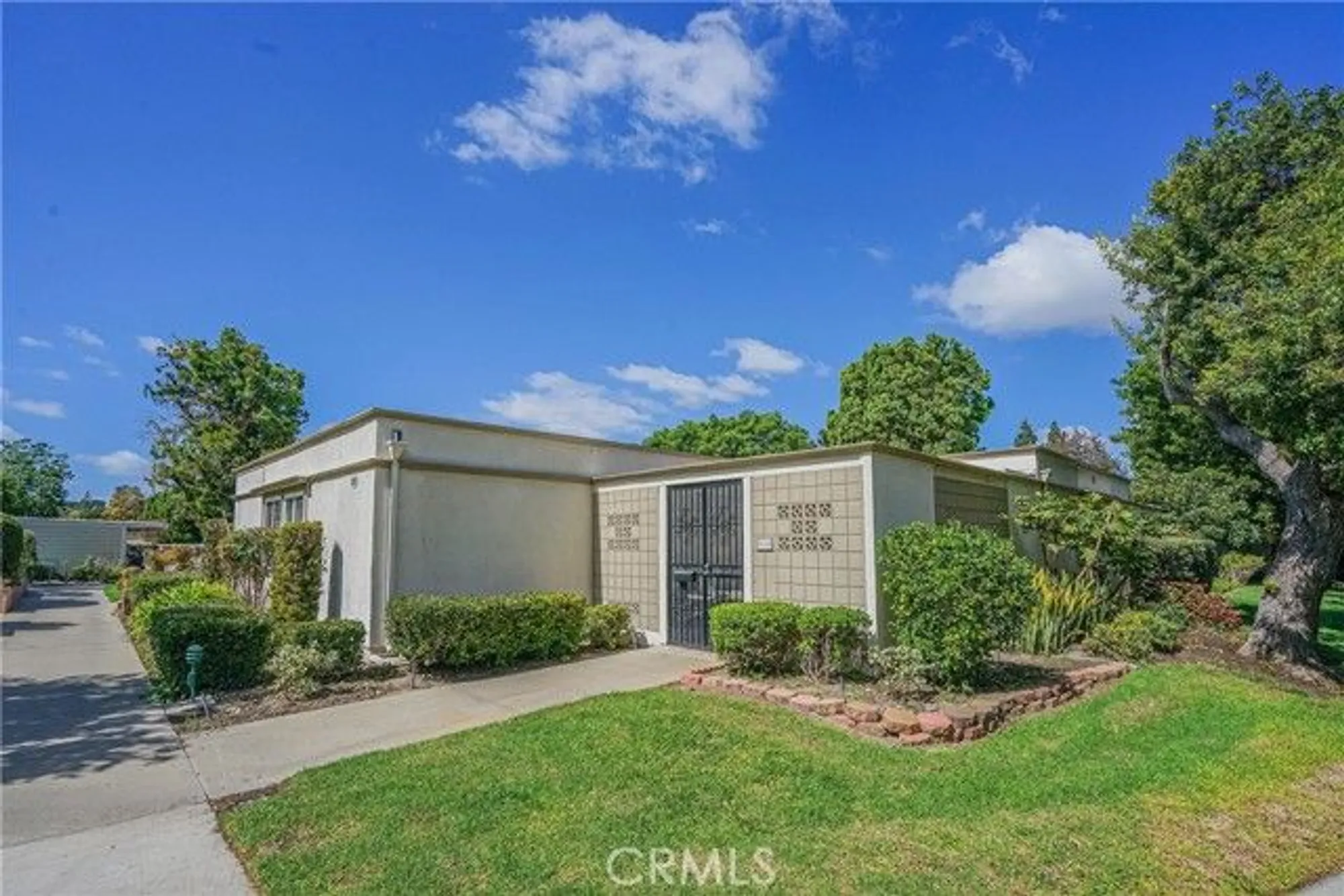 Property Slideshow image 34 of 43 | 261 calle aragon a, Laguna Woods, CA, 92637