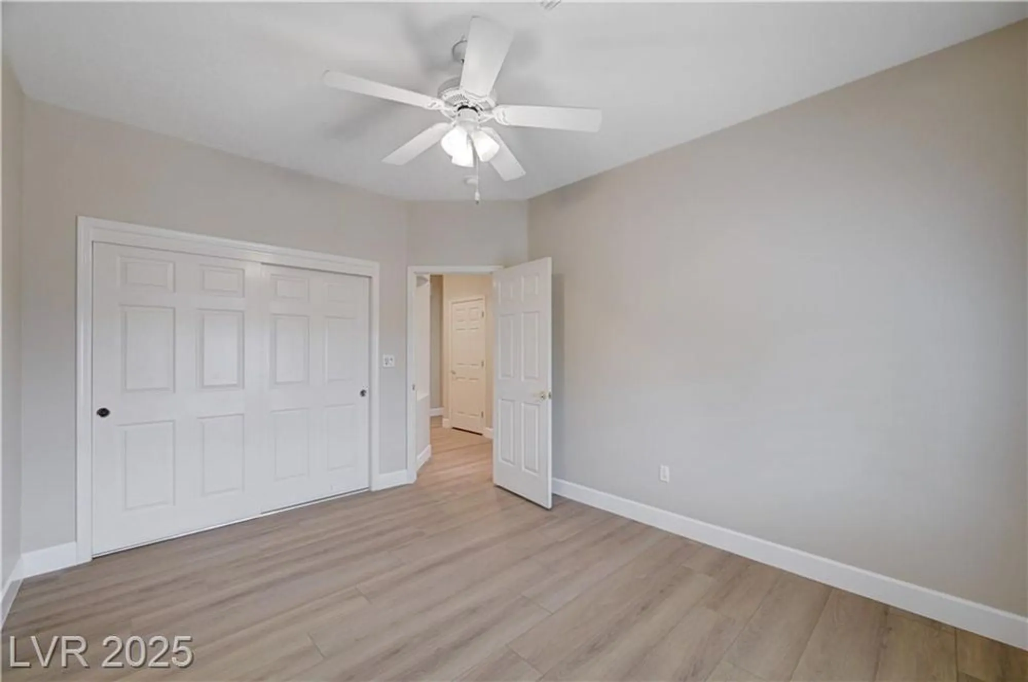 Property Slideshow image 41 of 77 | 2801 byron dr, Las Vegas, NV, 89134