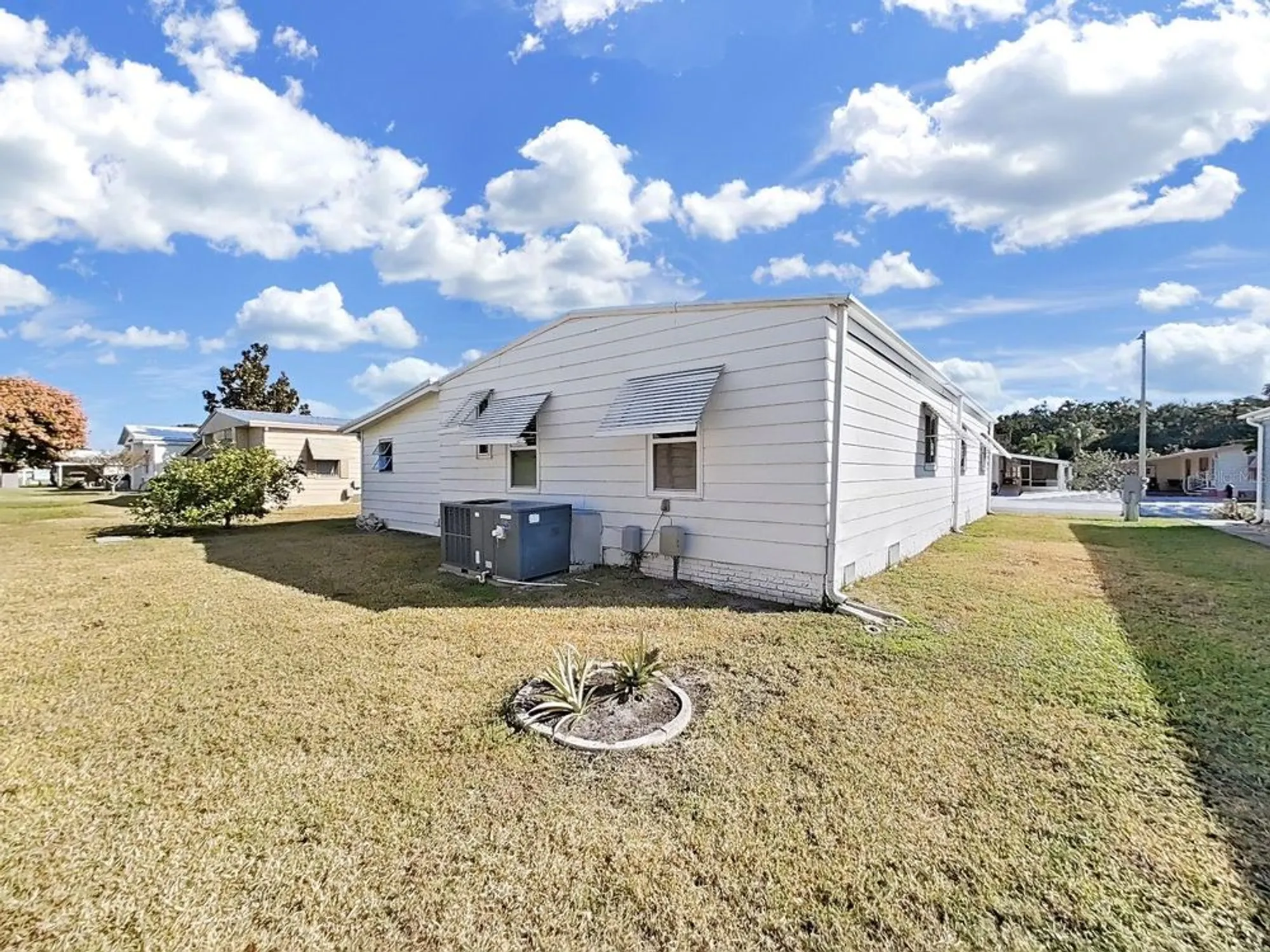 Property Slideshow image 6 of 45 | 4928 foxdale dr, Lakeland, FL, 33810