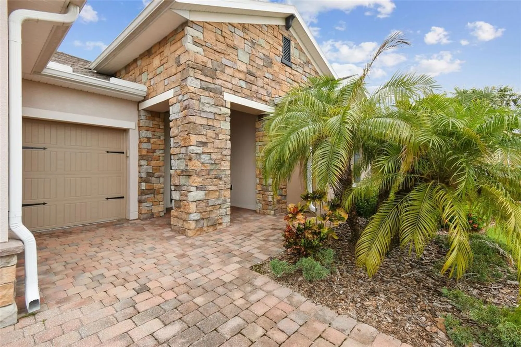Property Slideshow image 4 of 54 | 726 irvine ranch rd, Kissimmee, FL, 34759