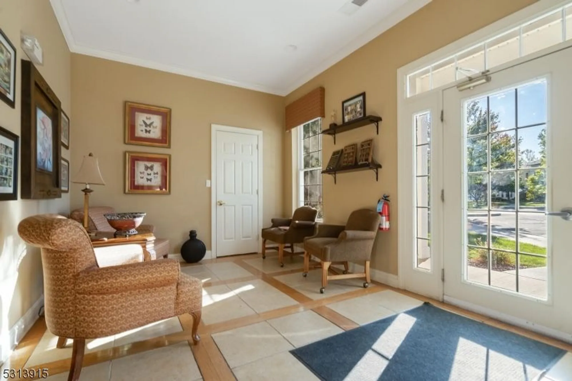 Property Slideshow image 25 of 48 | 6015 brookfield glen dr # 15, Belvidere, NJ, 07823