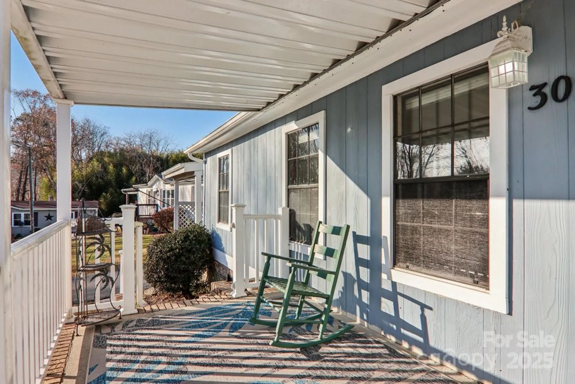 Property Slideshow image 3 of 48 | 302 meadowbrook ct, Hendersonville, NC, 28792