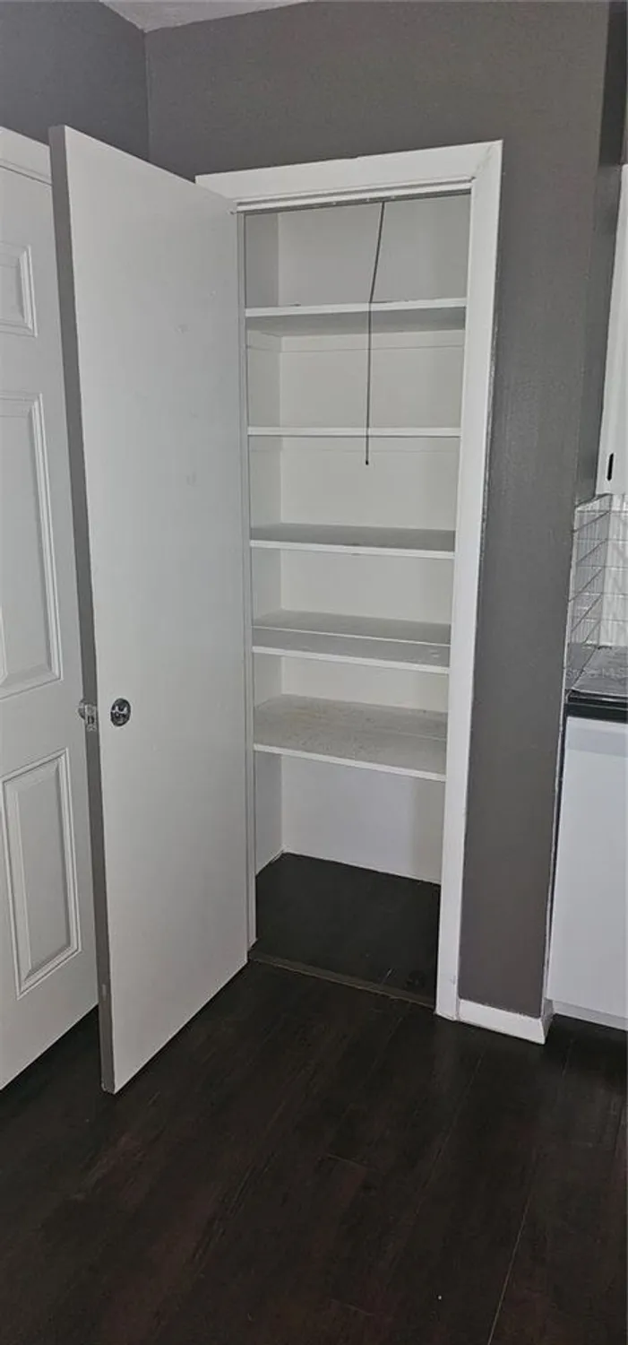 Property Slideshow image 13 of 38 | 1507 n lake dr, Sun City Center, FL, 33573
