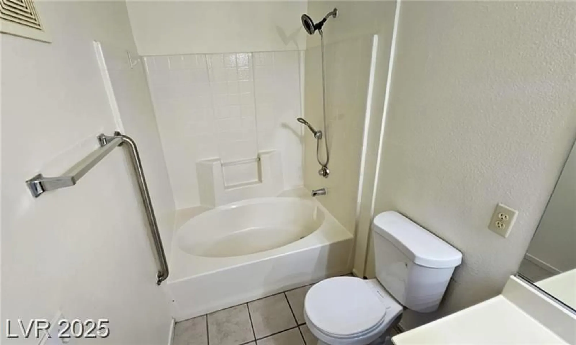 Property Slideshow image 29 of 41 | 3425 e russell rd 164, Las Vegas, NV, 89120