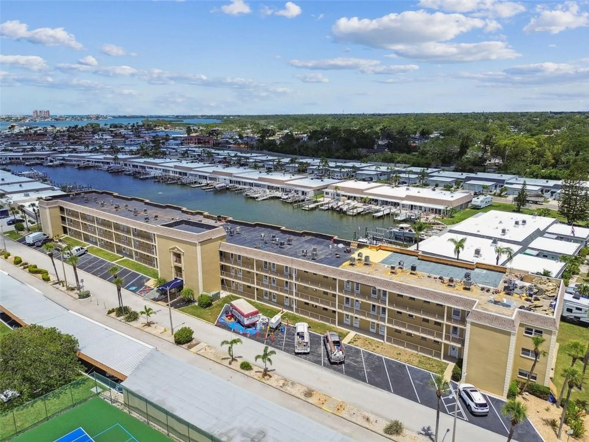 Property Slideshow image 51 of 69 | 1 boca ciega point blvd apt 310, St Petersburg, FL, 33708