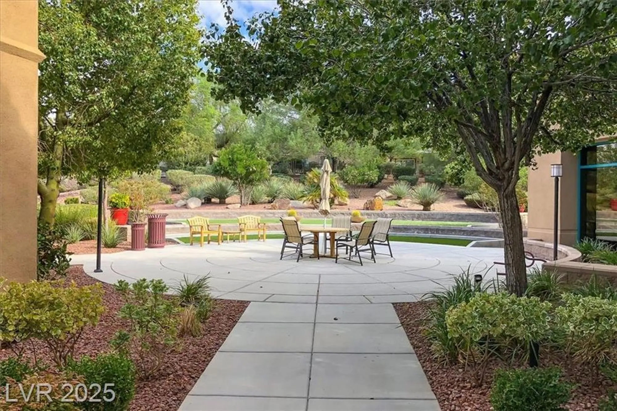 Property Slideshow image 26 of 32 | 2251 bildad dr, Henderson, NV, 89044