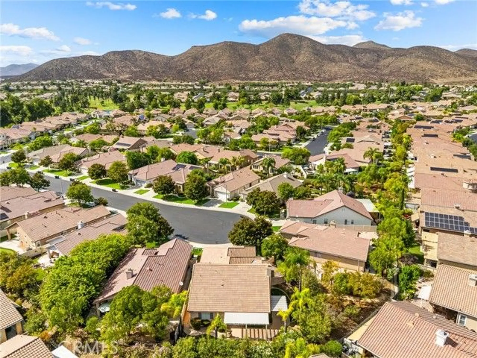 Property Slideshow image 33 of 43 | 28641 coolwater ct, Menifee, CA, 92584