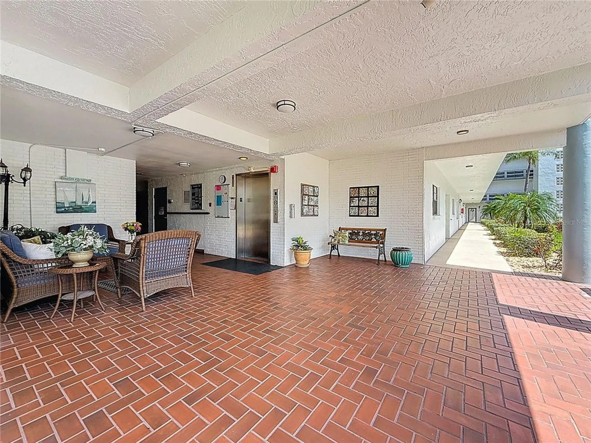 Property Slideshow image 28 of 49 | 5980 80th st n unit 408, Saint Petersburg, FL, 33709