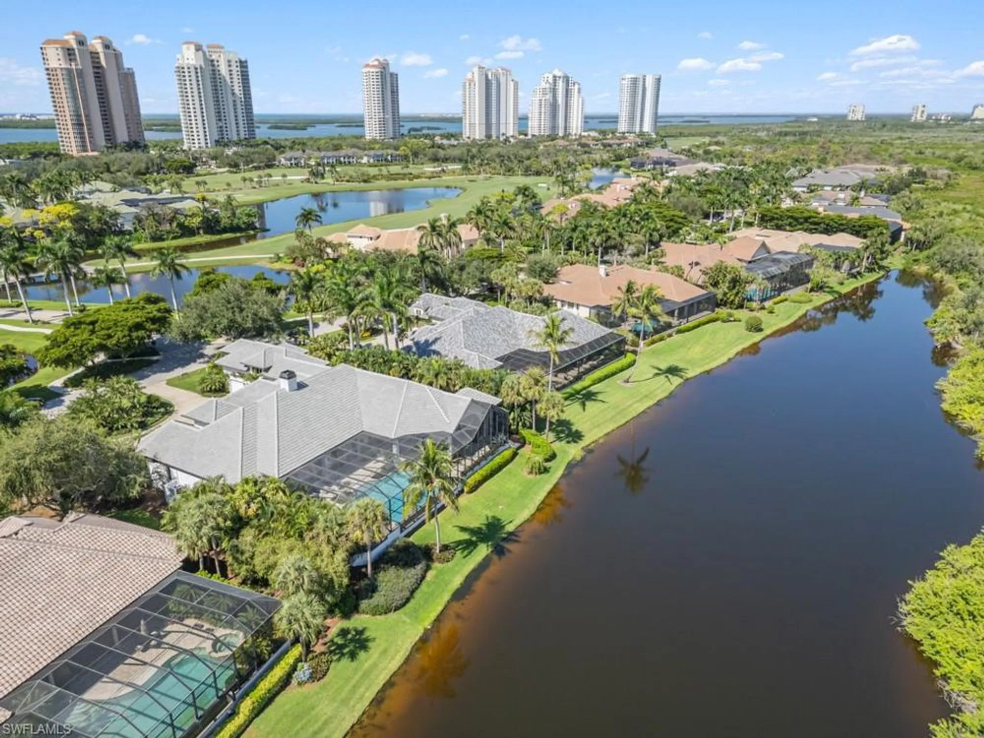 Property Slideshow image 4 of 50 | 26271 woodlyn dr, Bonita Springs, FL, 34134