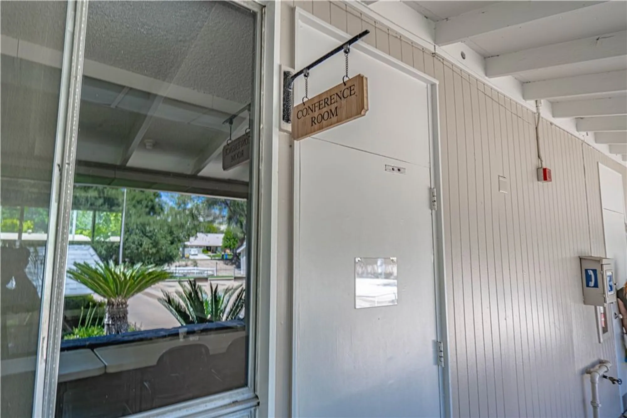 Property Slideshow image 43 of 51 | 19433 oak crossing rd, Newhall, CA, 91321