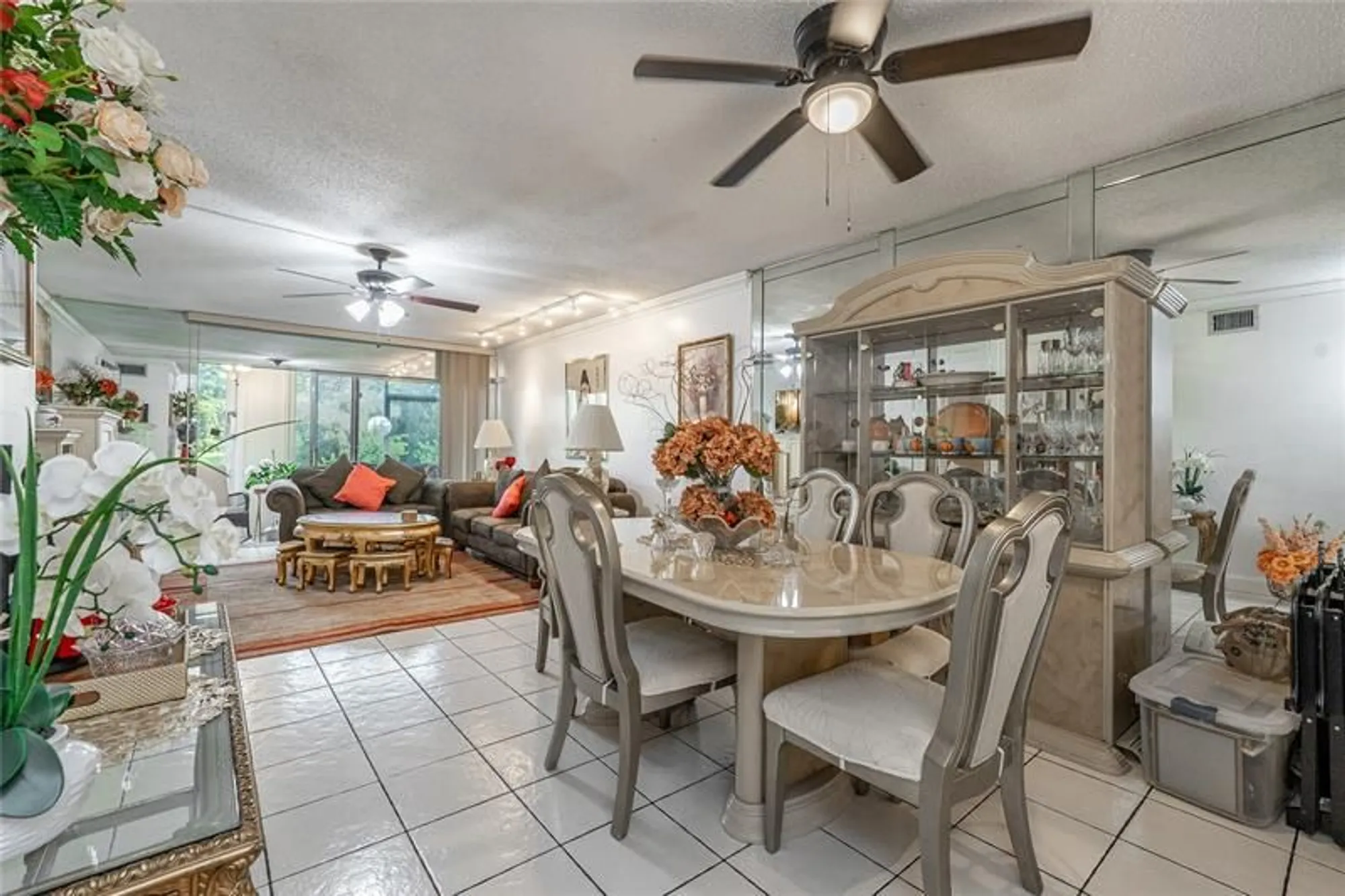 Property Slideshow image 5 of 25 | 3601 inverrary dr apt 107, Lauderhill, FL, 33319
