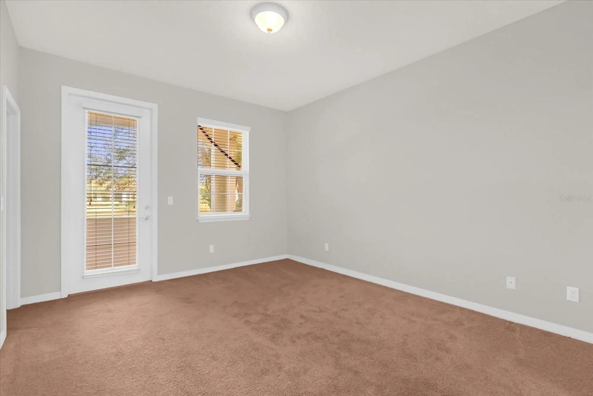 Property Slideshow image 9 of 50 | 11932 lorenza ln, Orlando, FL, 32827