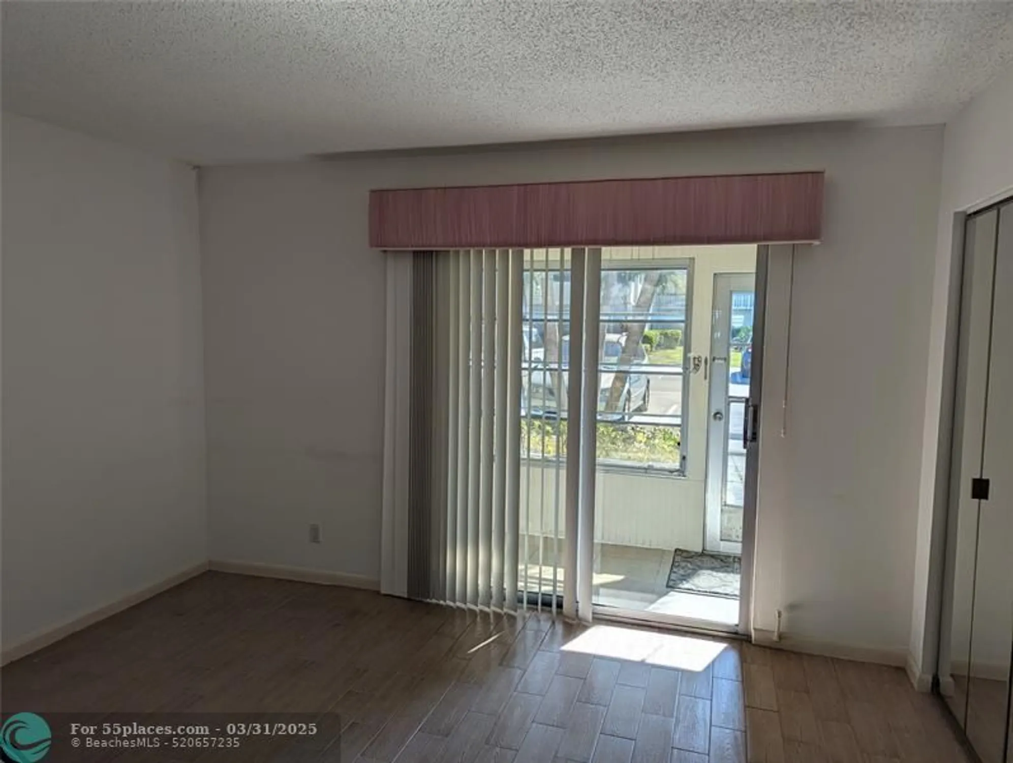 Property Slideshow image 13 of 32 | 190 oakridge m # 190, Deerfield Beach, FL, 33442