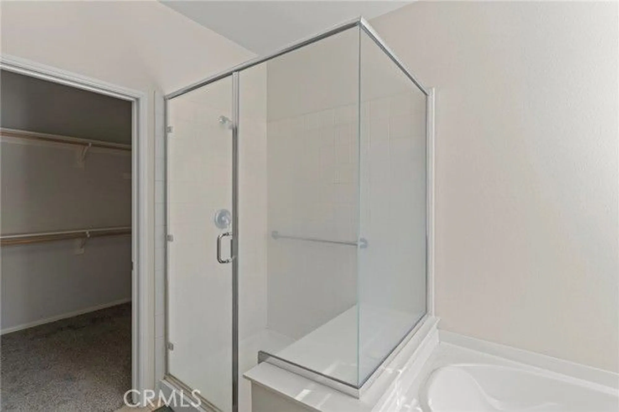 Property Slideshow image 13 of 27 | 19156 doral st, Apple Valley, CA, 92308