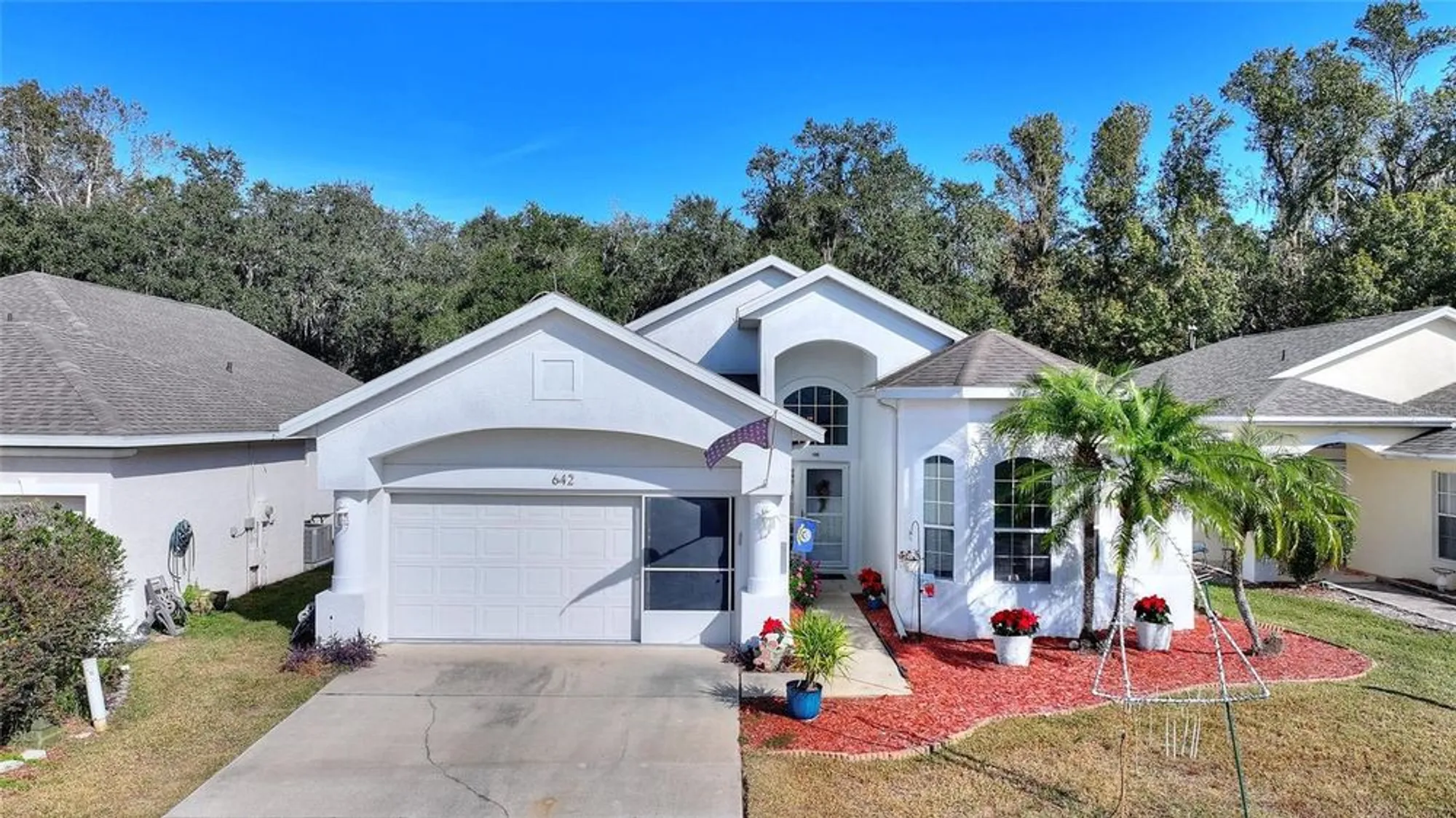 Property Slideshow image 1 of 60 | 642 vista oaks way, Davenport, FL, 33837