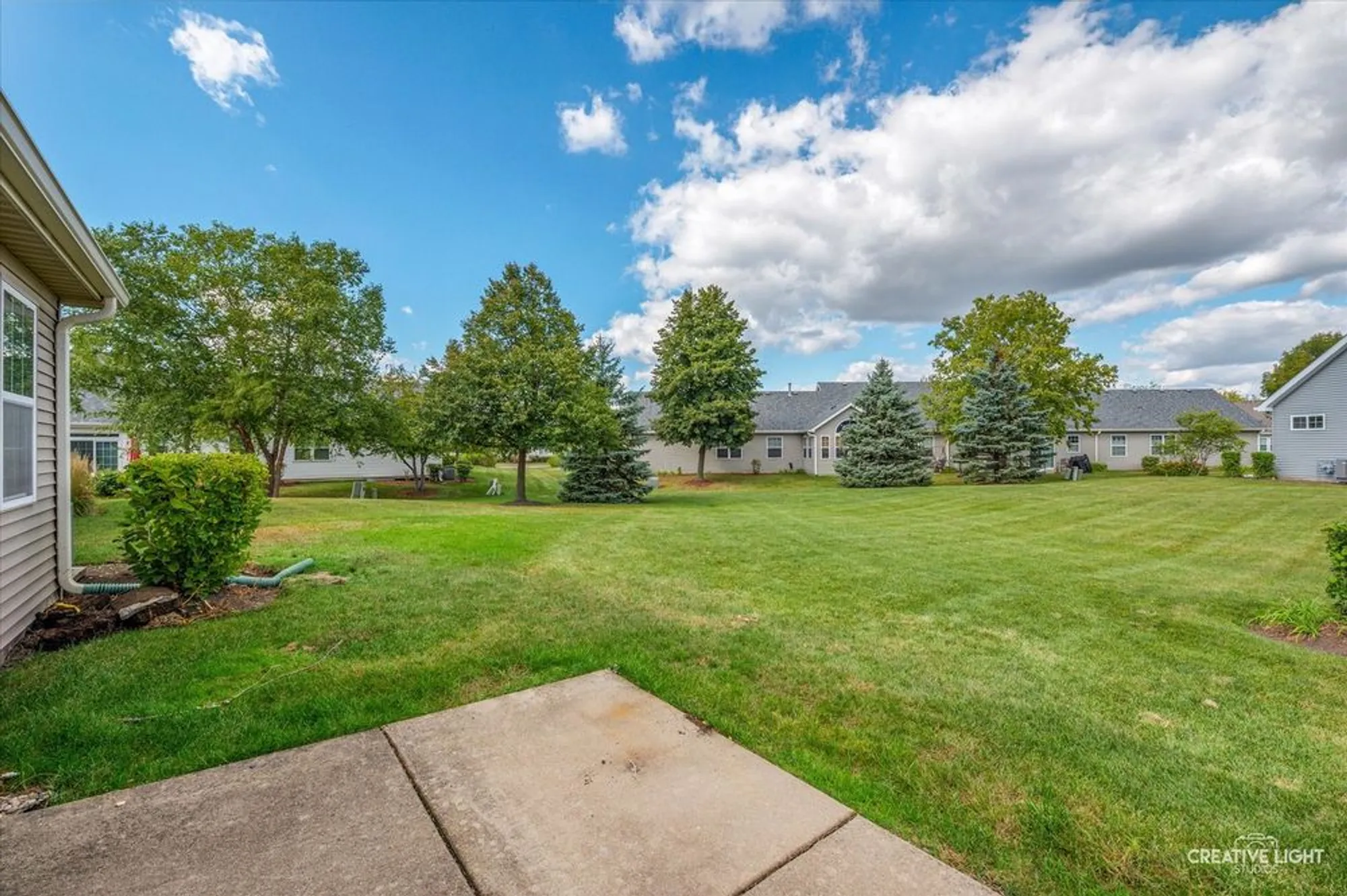 Property Slideshow image 16 of 24 | 21522 lake st clair dr, Crest Hill, IL, 60403
