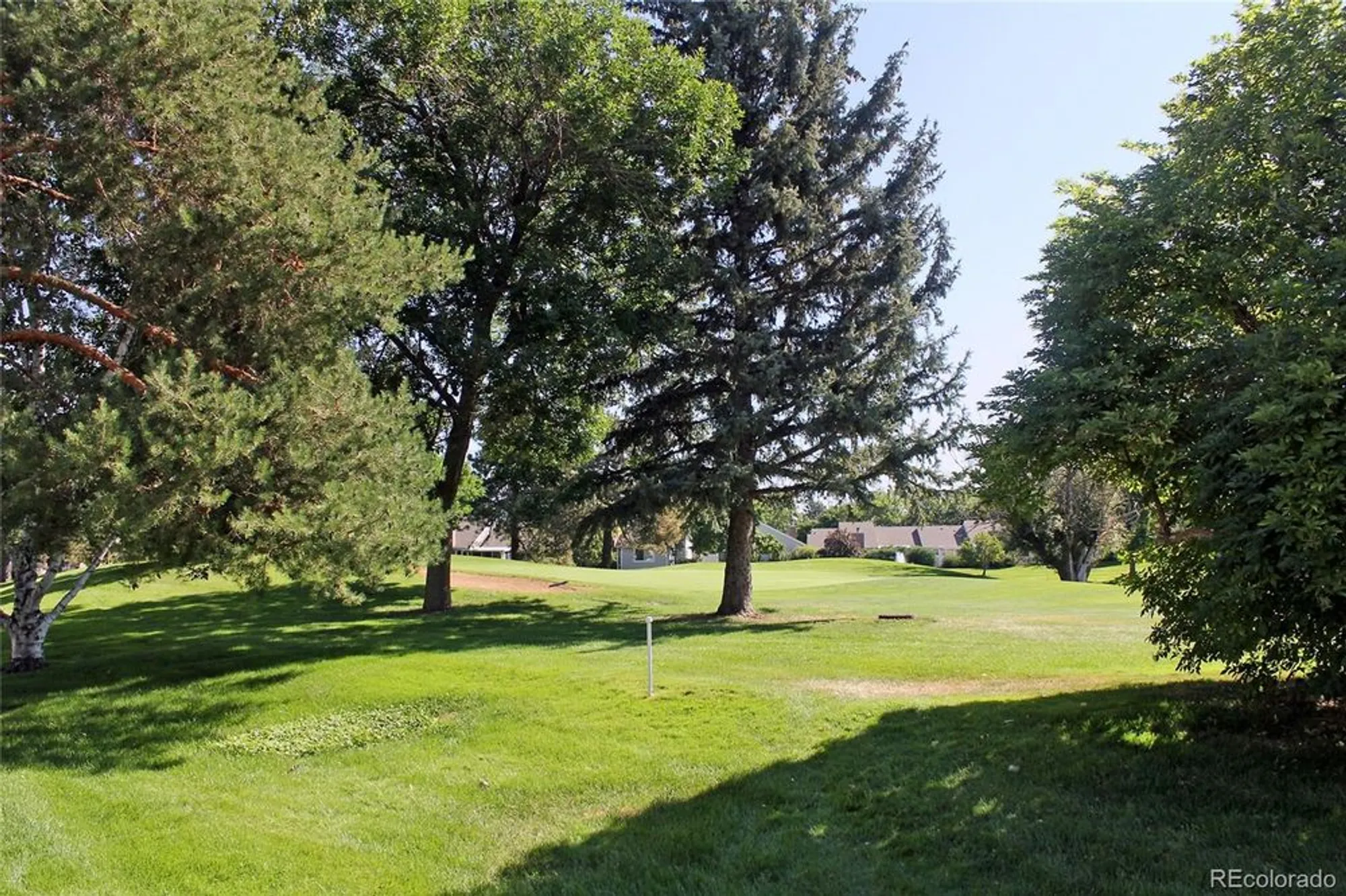 Property Slideshow image 2 of 35 | 2734 s heather gardens way, Aurora, CO, 80014