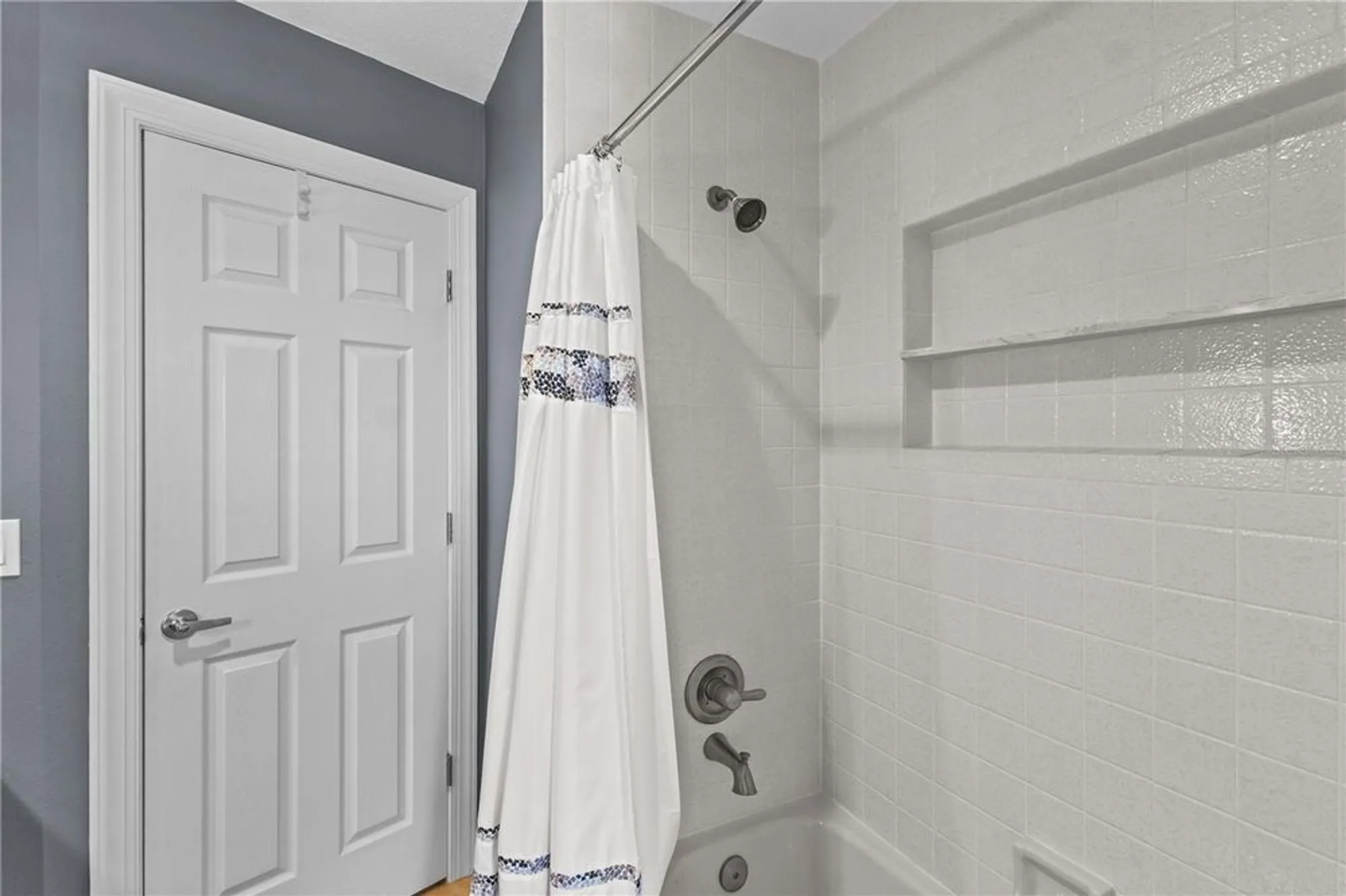 Property Slideshow image 37 of 64 | 557 warwick ct, Venice, FL, 34293