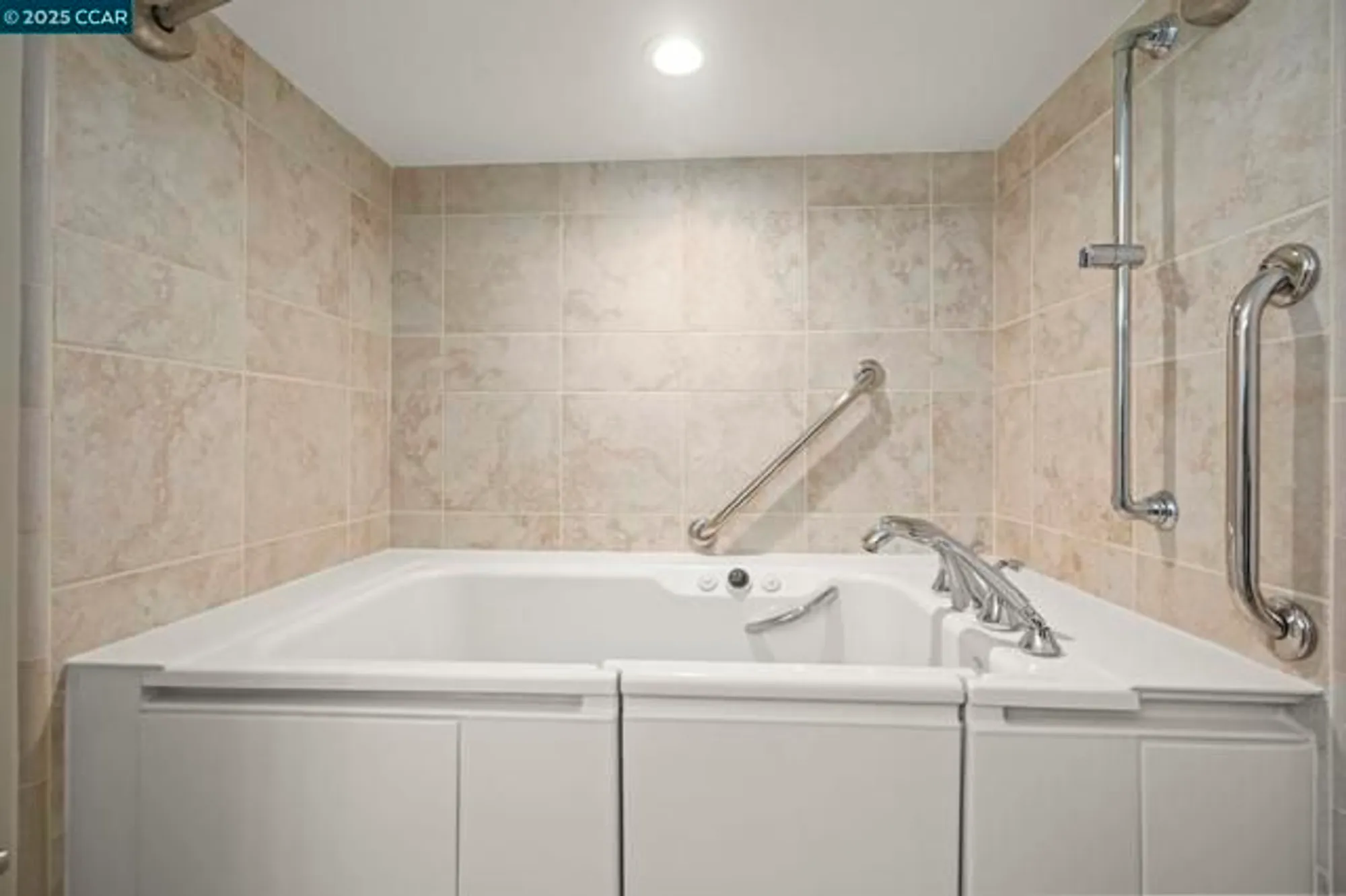 Property Slideshow image 13 of 36 | 2016 golden rain rd 3, Walnut Creek, CA, 94595