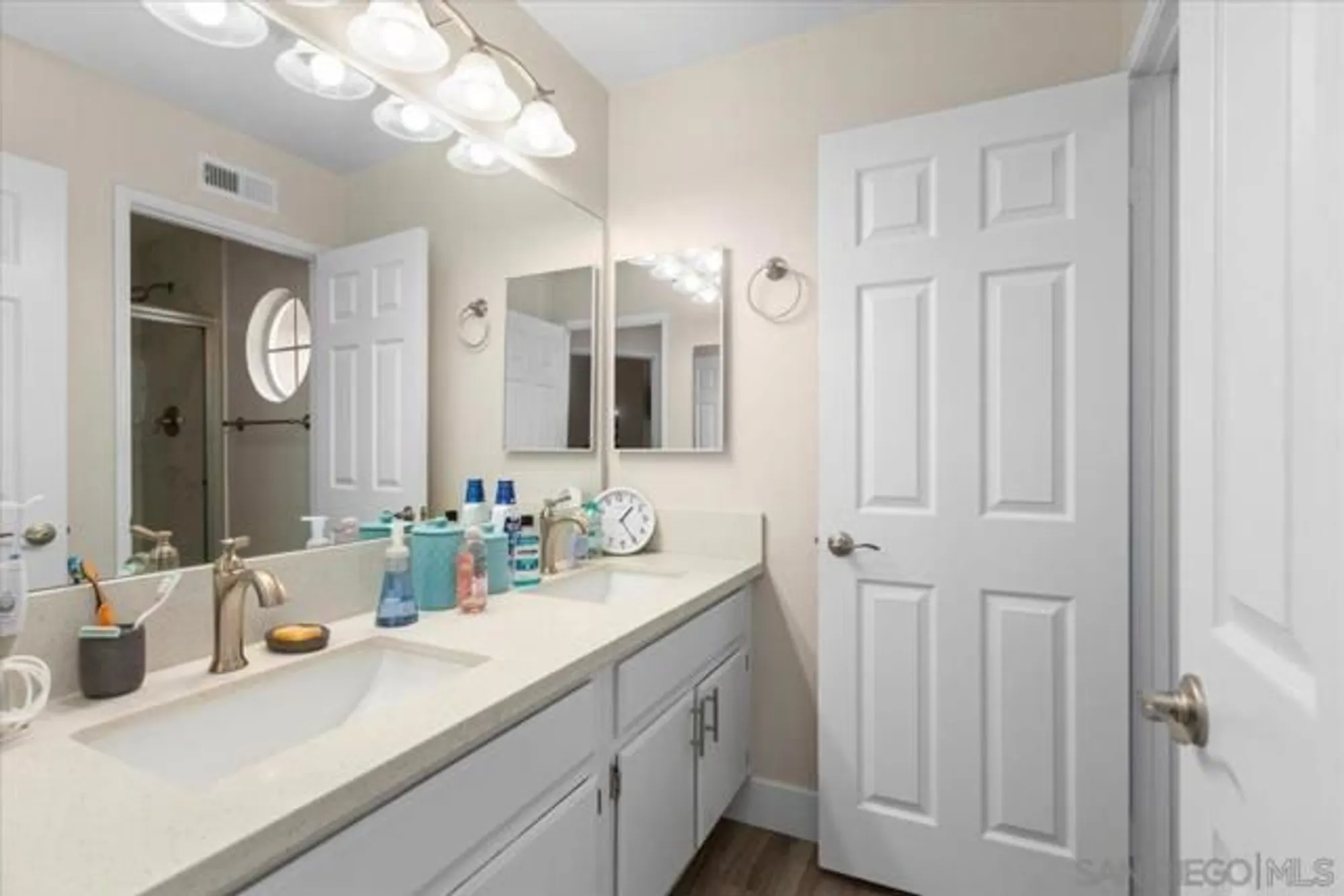 Property Slideshow image 28 of 45 | 1299 via apuesto, San Marcos, CA, 92078