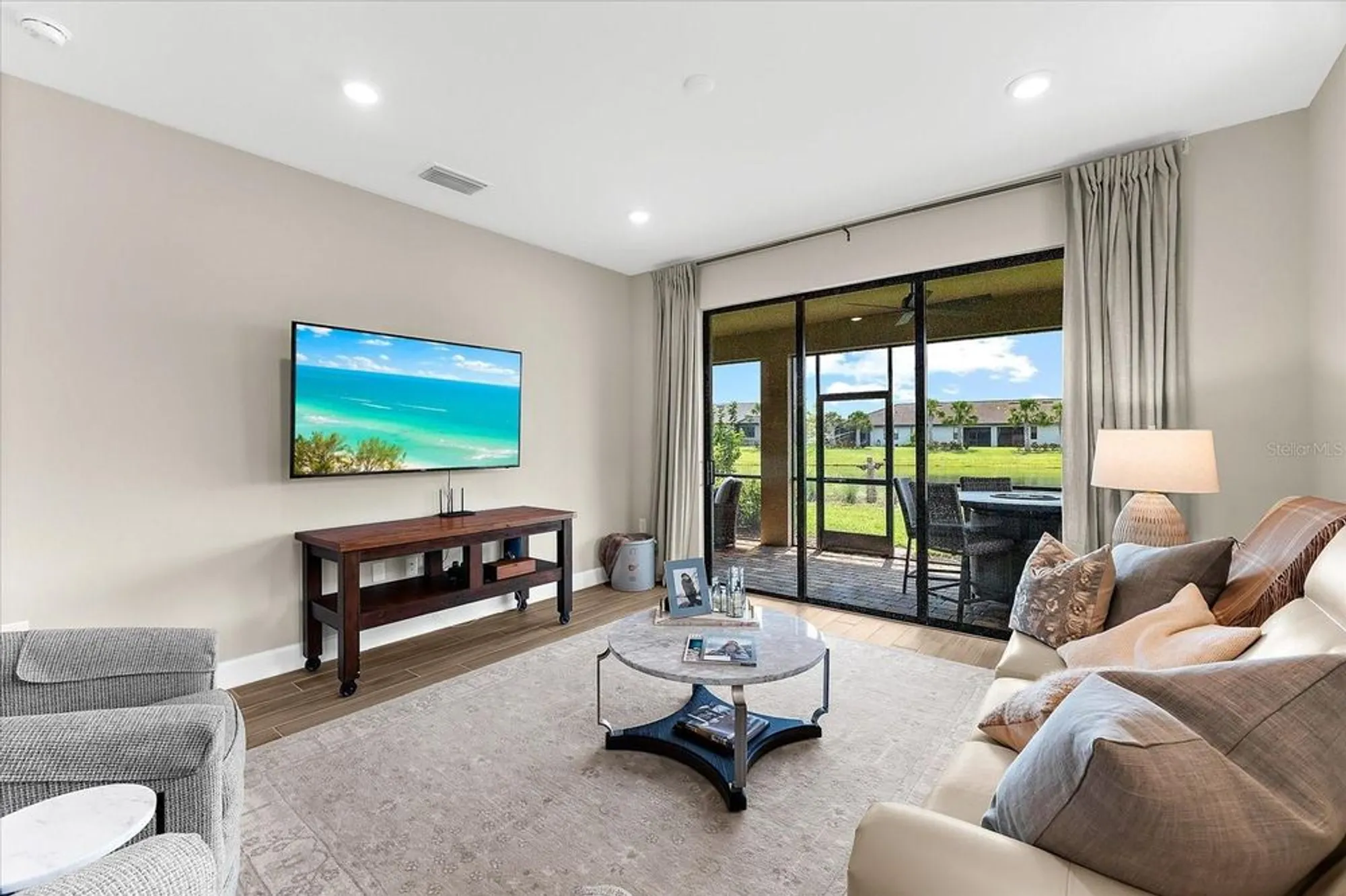 Property Slideshow image 19 of 99 | 6791 alstead cir, Bradenton, FL, 34202