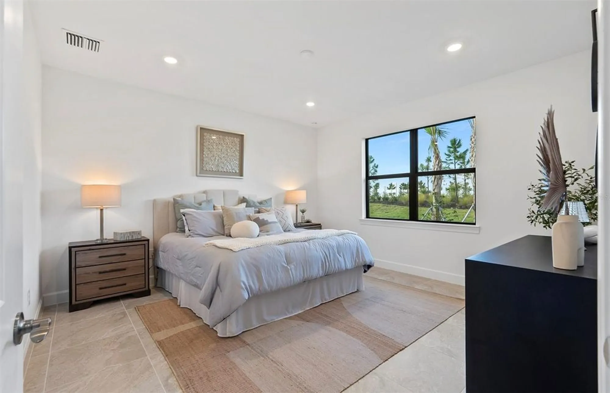 Property Slideshow image 12 of 23 | 18921 indian rock pl, Lakewood Ranch, FL, 34211