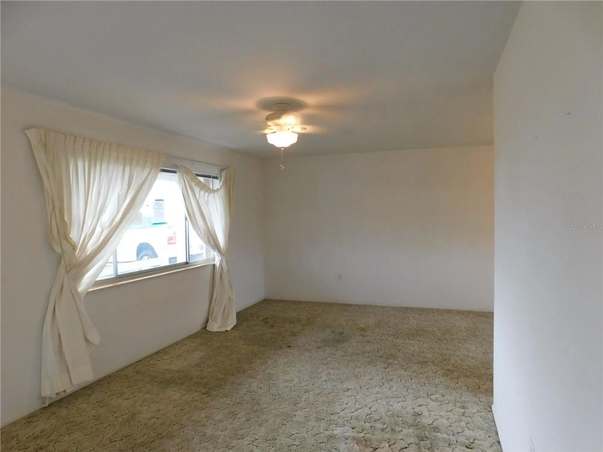 Property Slideshow image 11 of 21 | 1224 valley forge blvd, Sun City Center, FL, 33573