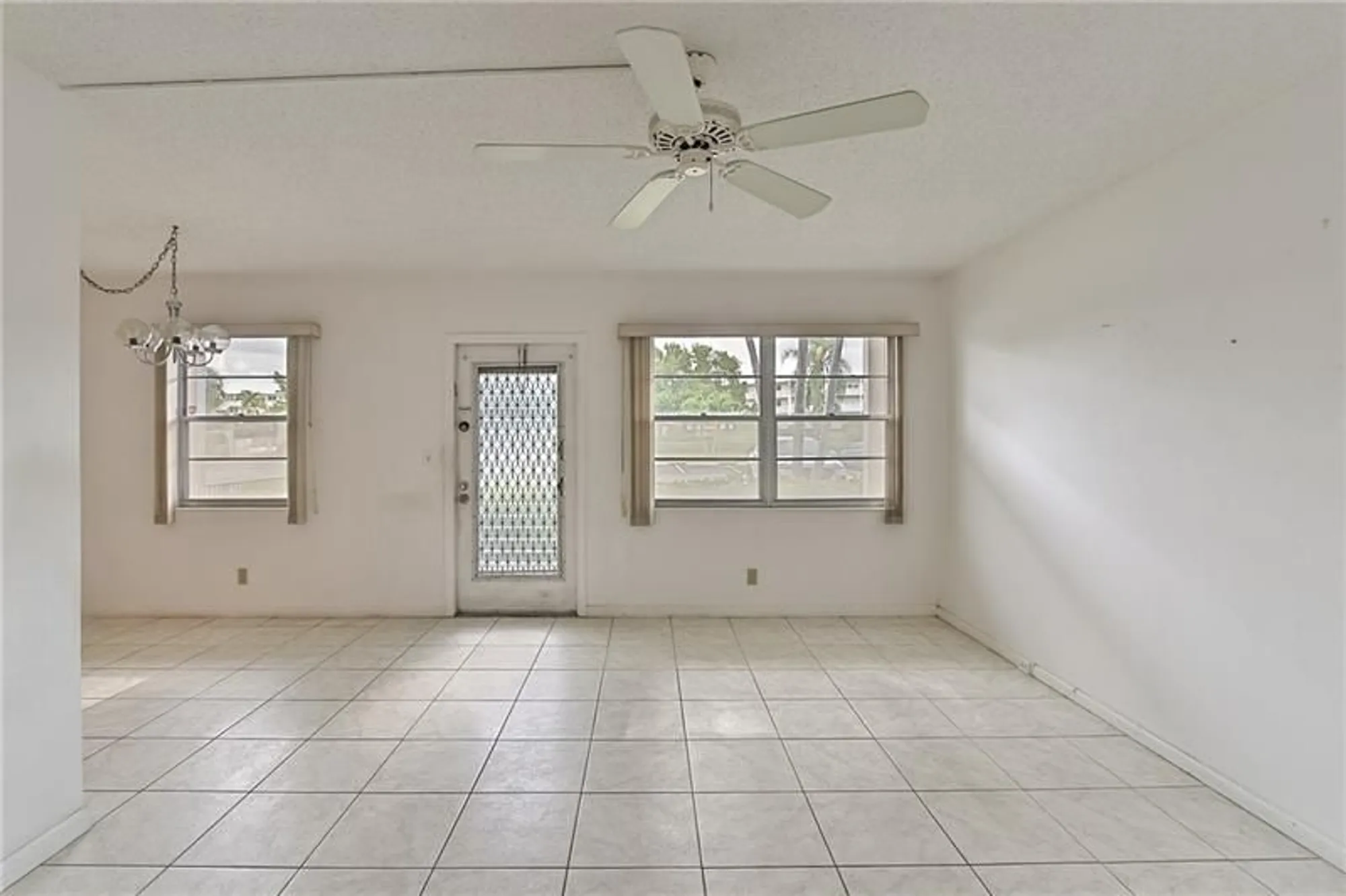 Property Slideshow image 5 of 20 | 167 grantham e # 167, Deerfield Beach, FL, 33442