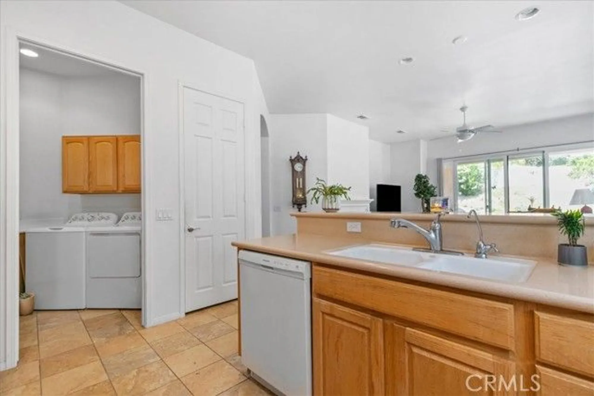 Property Slideshow image 8 of 33 | 1664 landmark way, Beaumont, CA, 92223