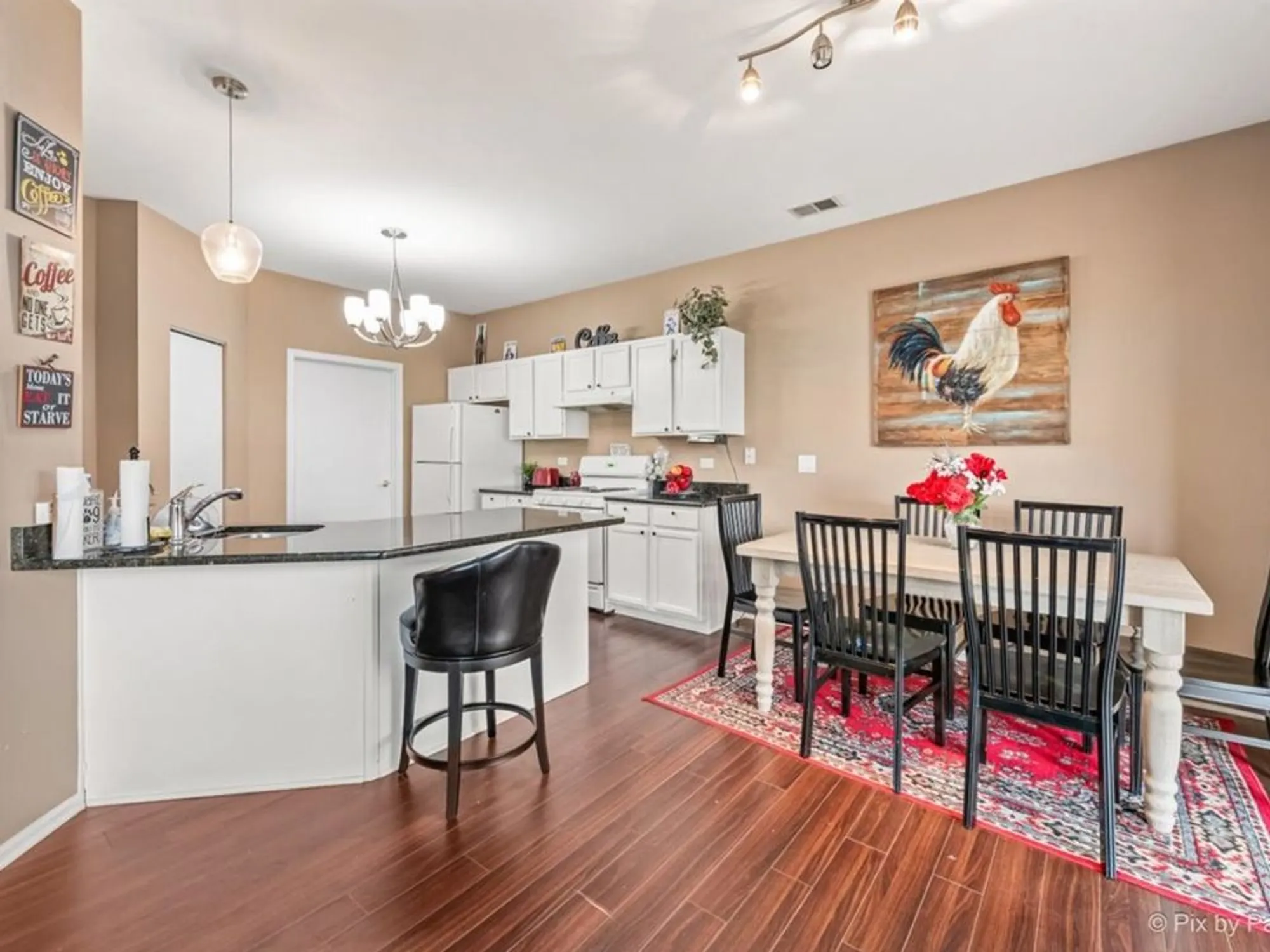 Property Slideshow image 9 of 32 | 17228 como ave, Lockport, IL, 60441