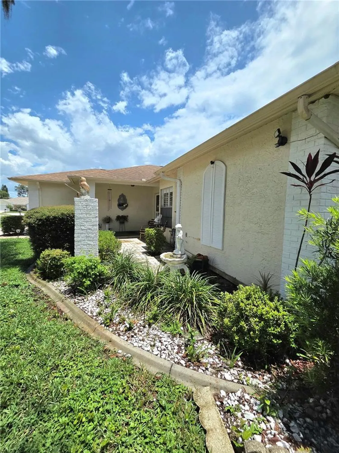 Property Slideshow image 8 of 48 | 9902 saint joseph ct, New Port Richey, FL, 34655