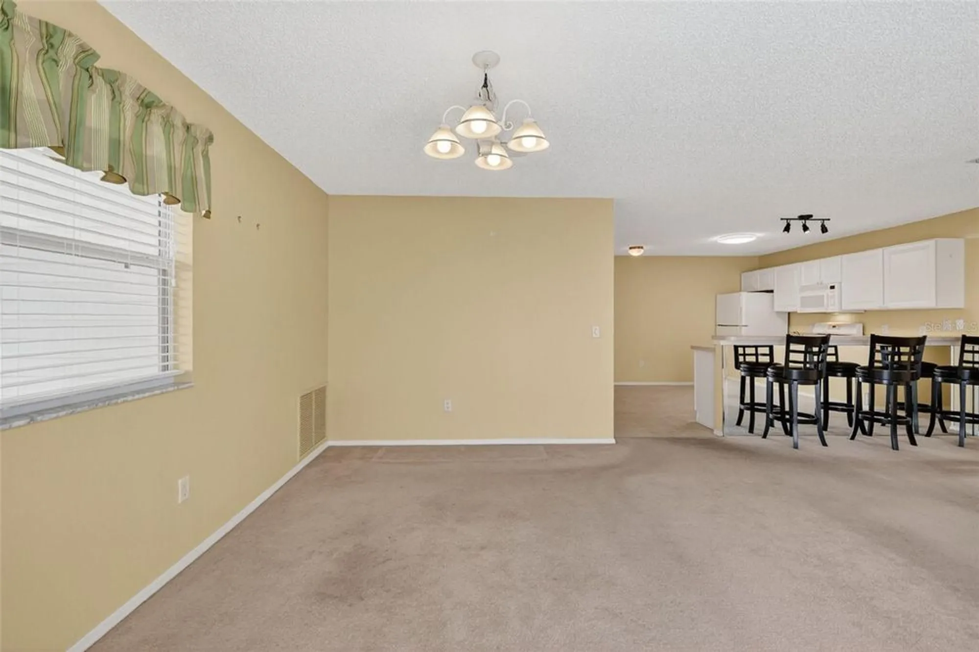 Property Slideshow image 13 of 35 | 2475 laurel bay ln, The Villages, FL, 32162