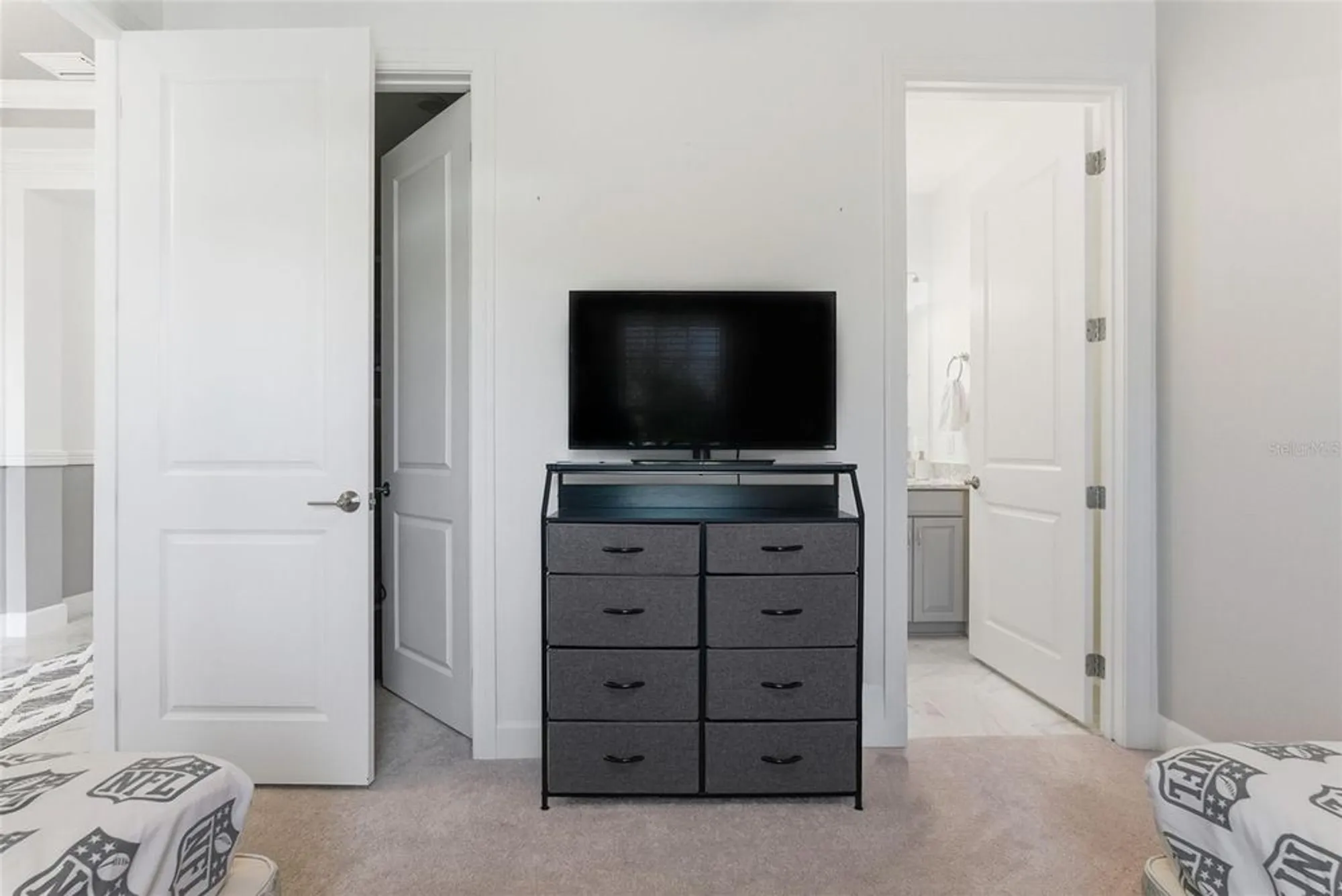 Property Slideshow image 8 of 44 | 10819 wicker park pl, Palmetto, FL, 34221