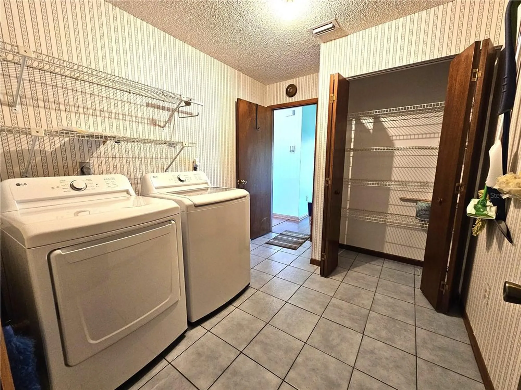 Property Slideshow image 18 of 31 | 8326 sw 107th pl, Ocala, FL, 34481