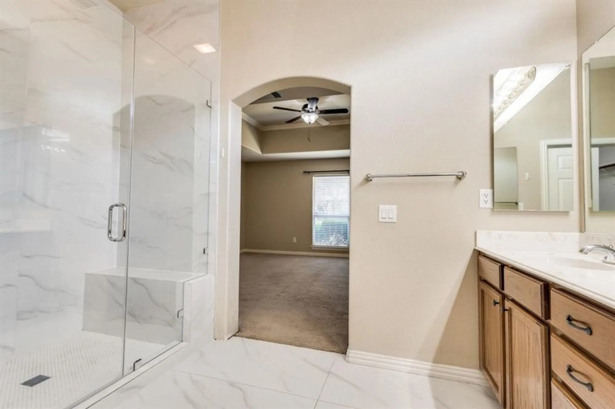 Property Slideshow image 10 of 13 | 9056 crestview dr, Denton, TX, 76207