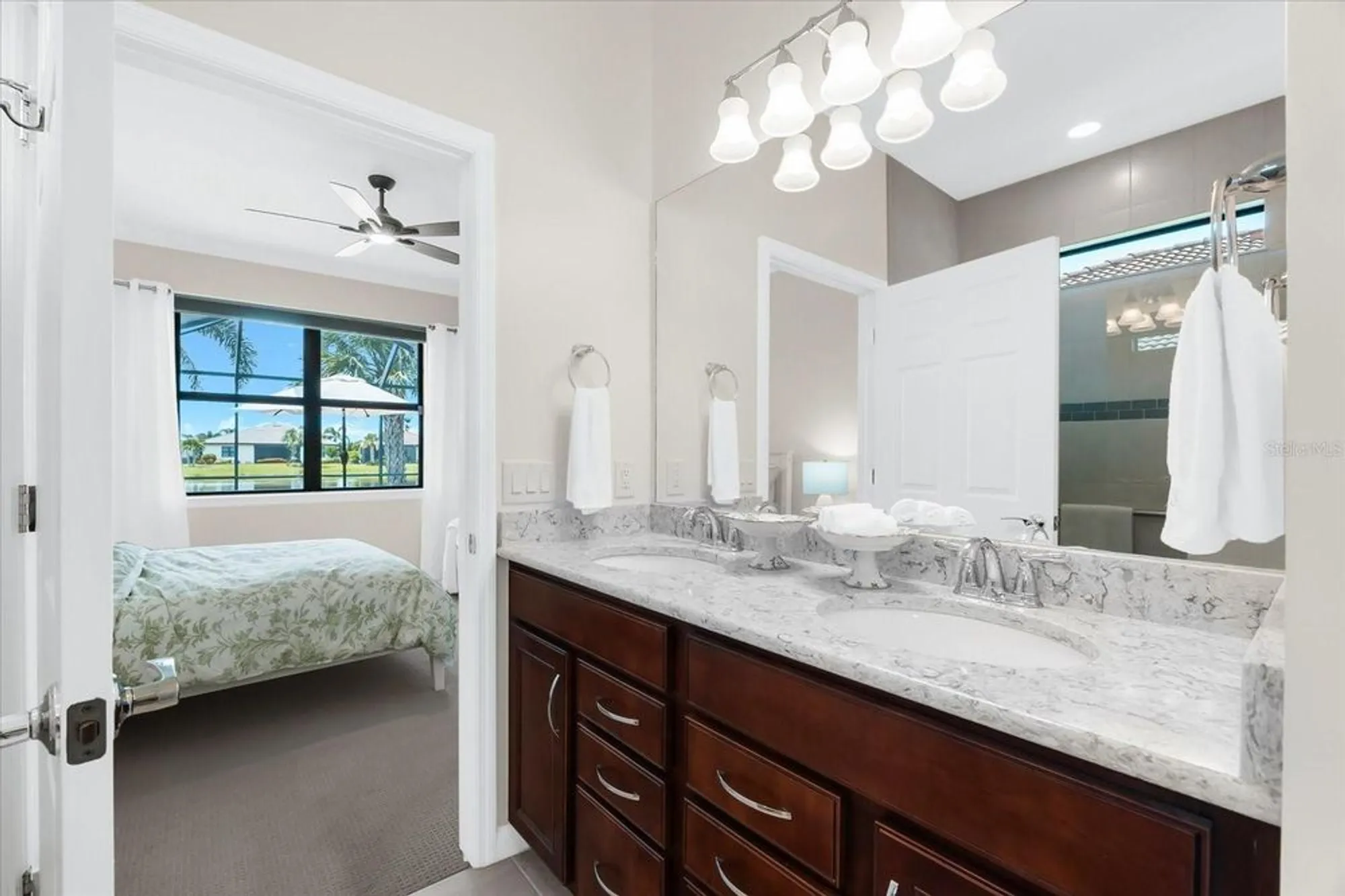 Property Slideshow image 26 of 98 | 7612 kirkland cv, Bradenton, FL, 34202
