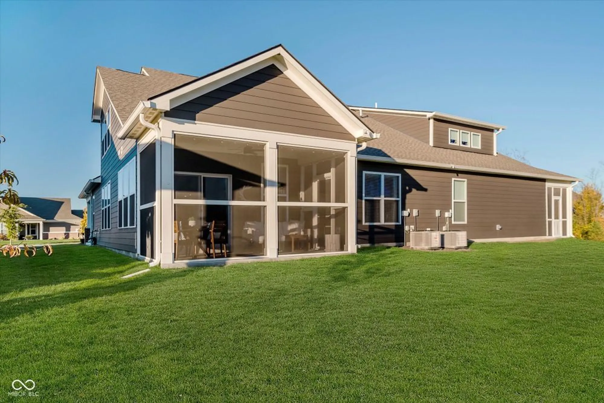 Property Slideshow image 31 of 34 | 1685 garwood dr, Westfield, IN, 46074