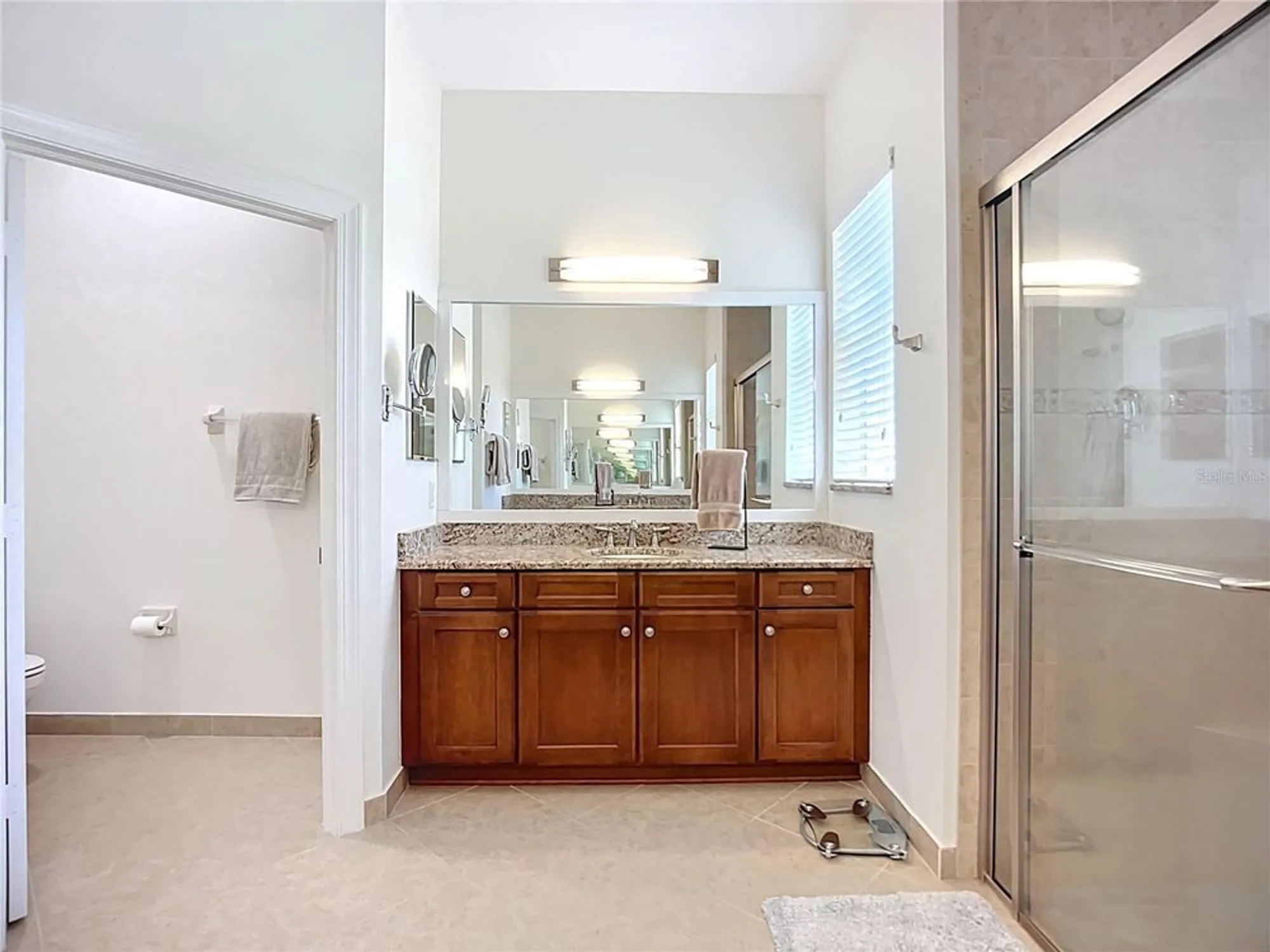 Property Slideshow image 30 of 74 | 16244 diamond bay dr, Wimauma, FL, 33598