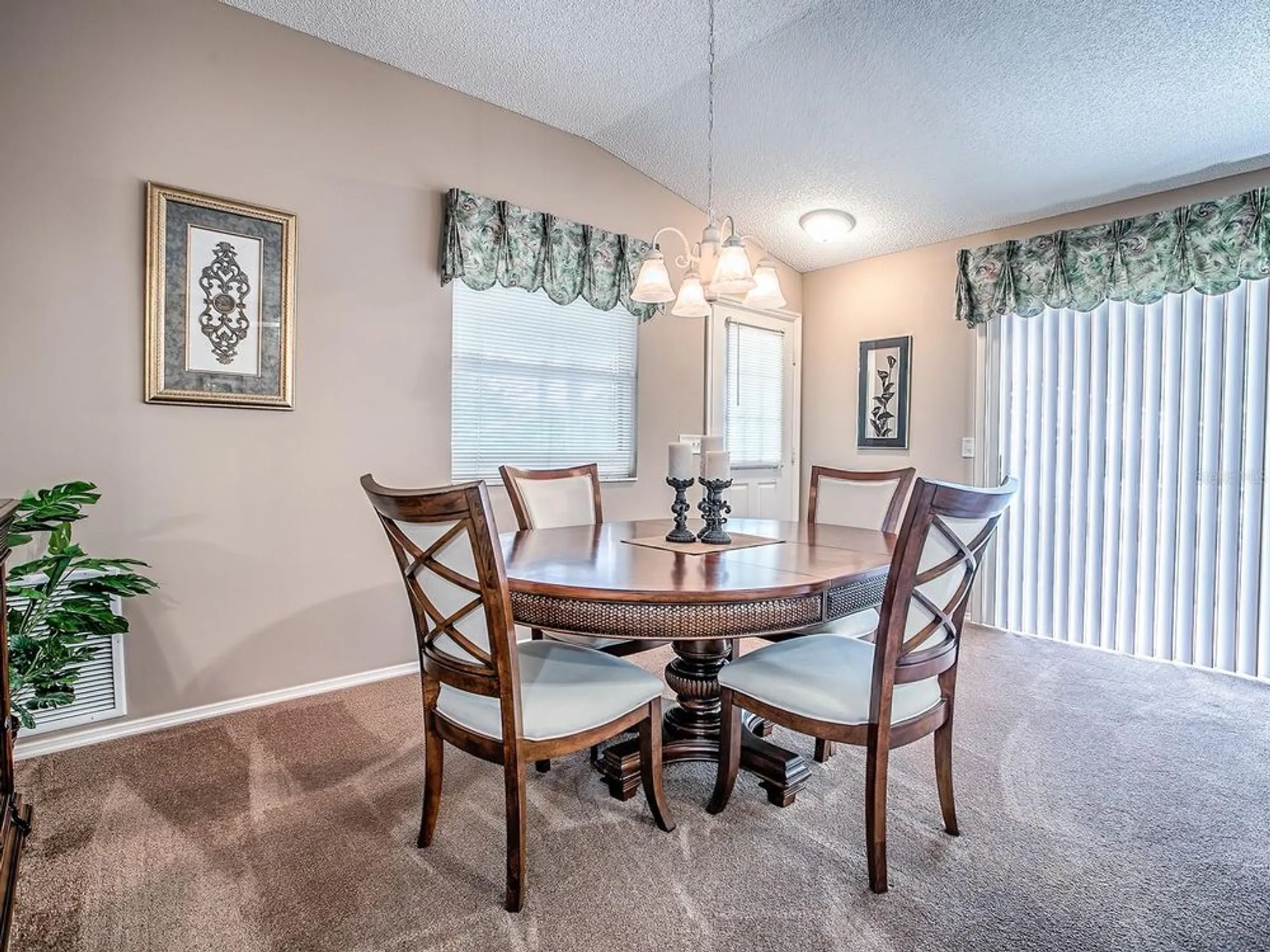 Property Slideshow image 4 of 19 | 16905 se 81st ellerslie ct, The Villages, FL, 32162