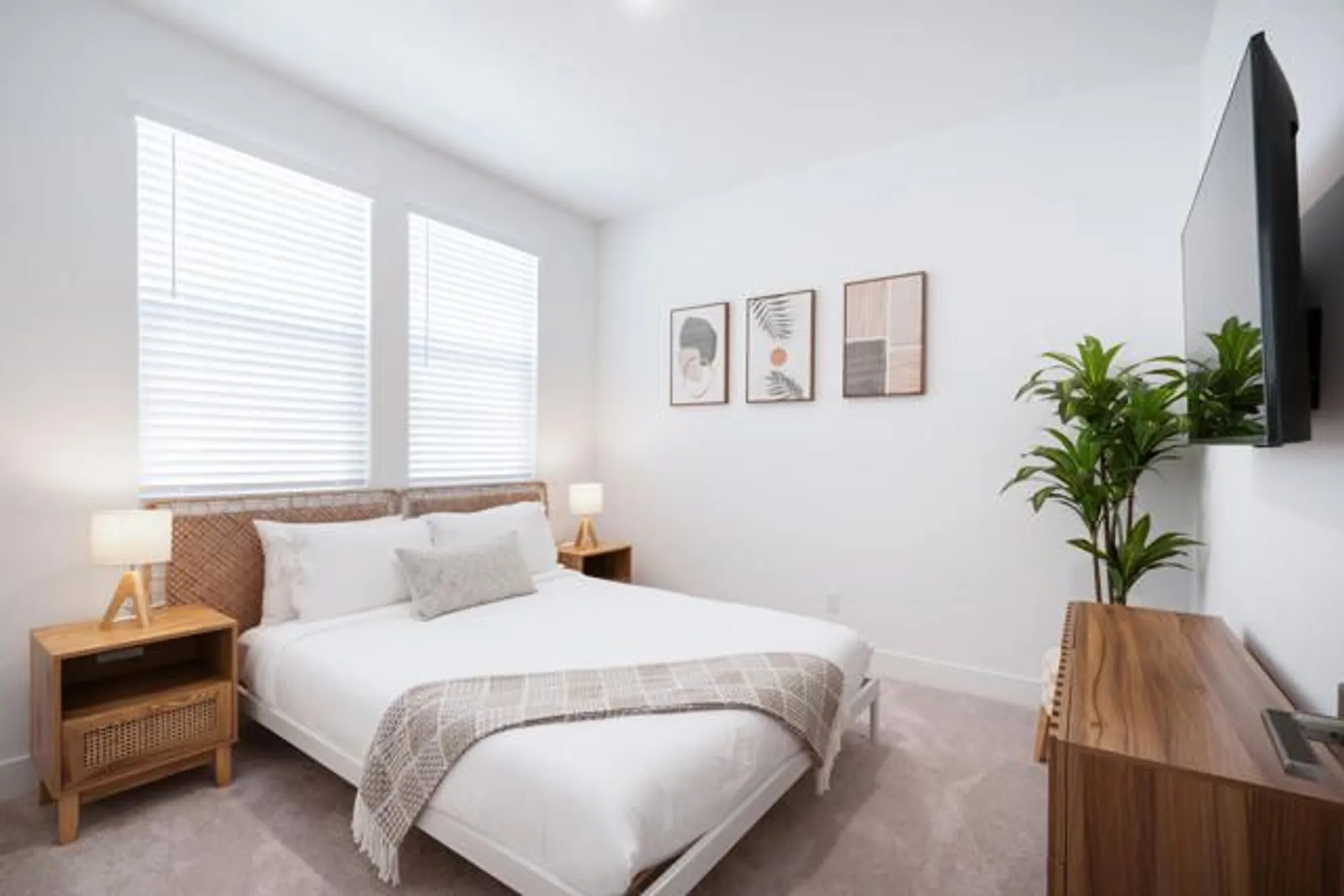 Property Slideshow image 34 of 43 | 84170 caviano dr, Indio, CA, 92203