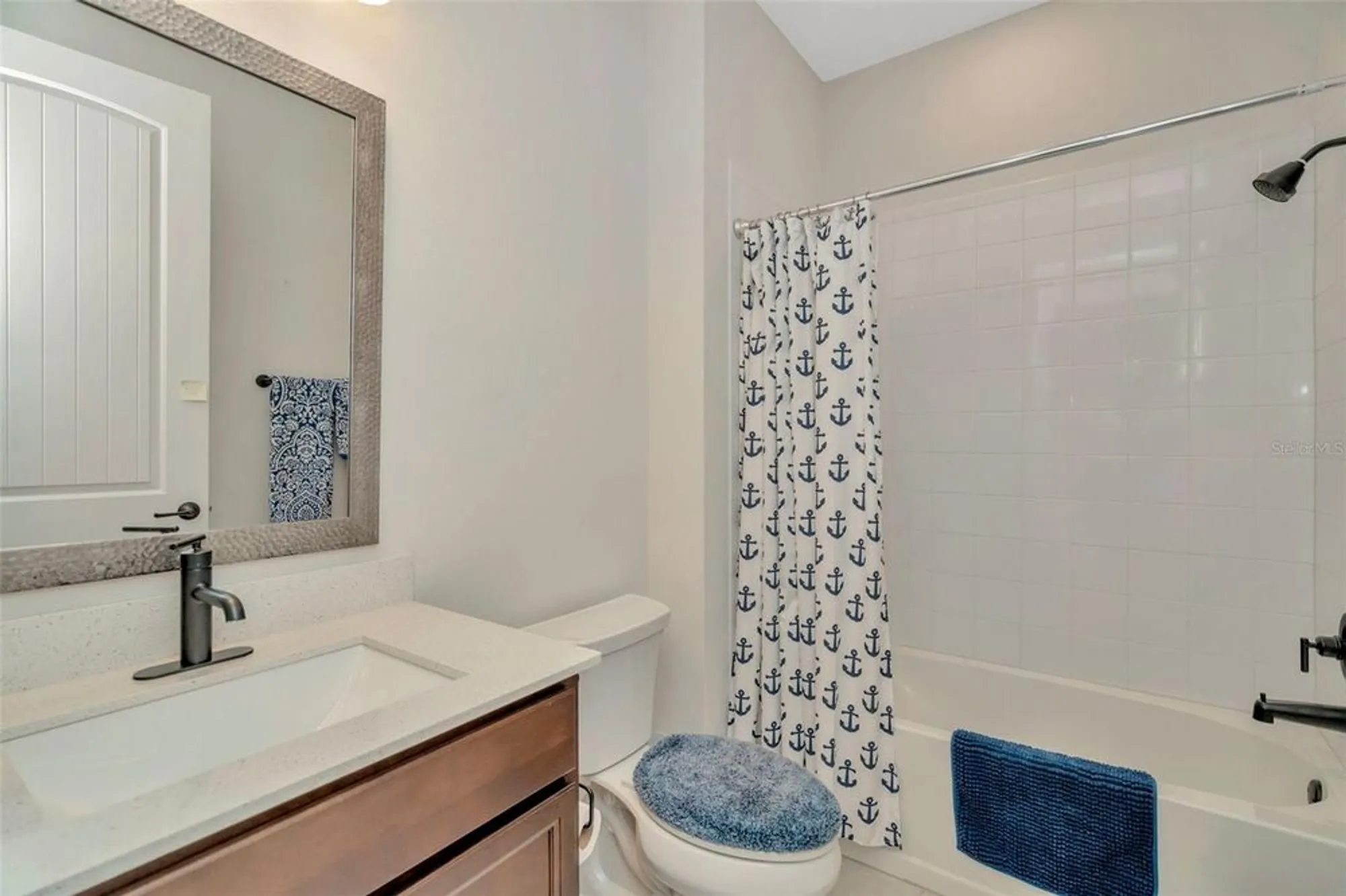 Property Slideshow image 19 of 70 | 19494 sea glass cir, Land O Lakes, FL, 34638